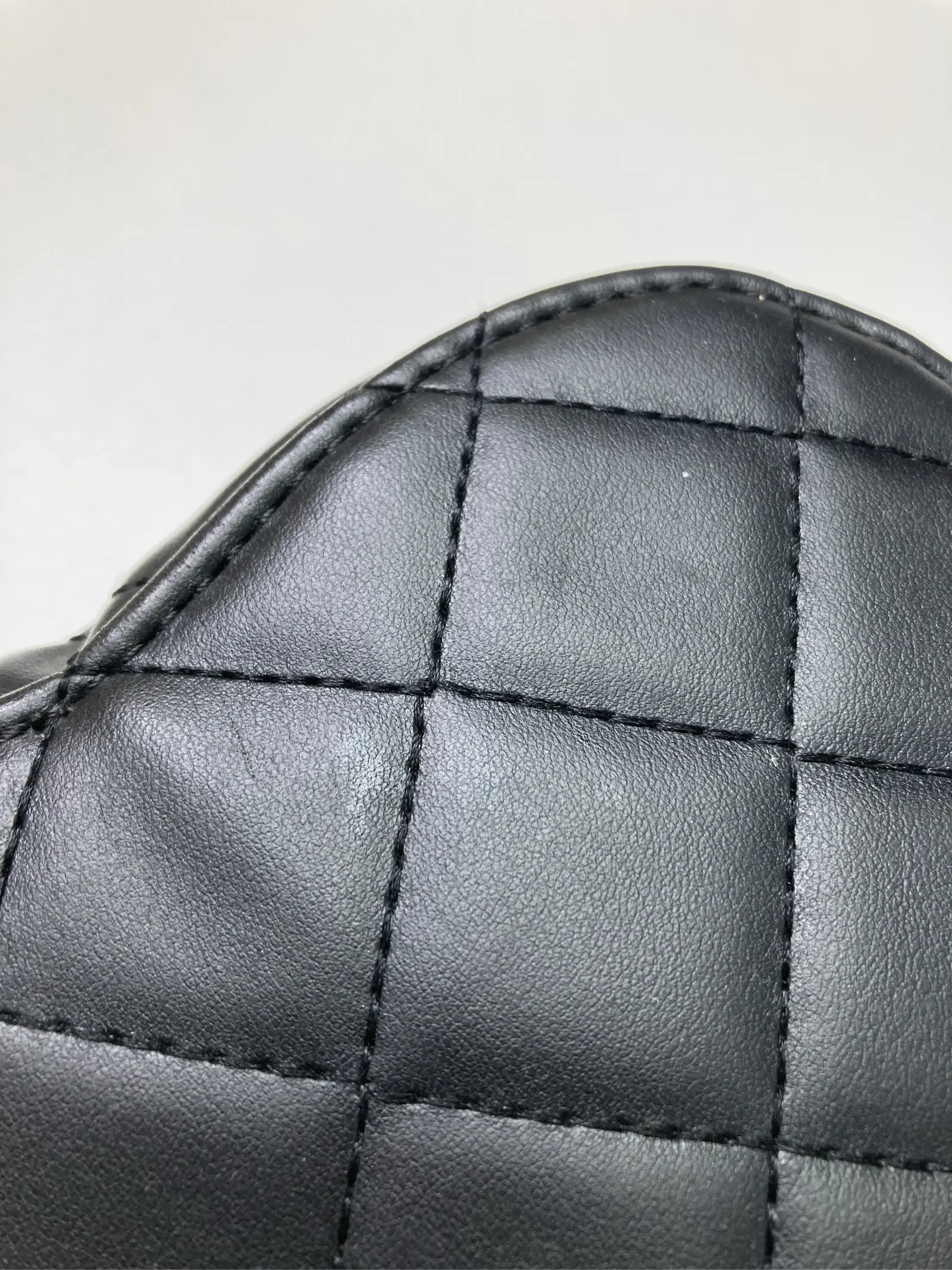 https://r2-worker.digdig.jp/product/b4bd75c4-bd0d-4985-ae5b-886ff2d85638/2d2af55d-52ad-4fc7-8516-7024a858500d