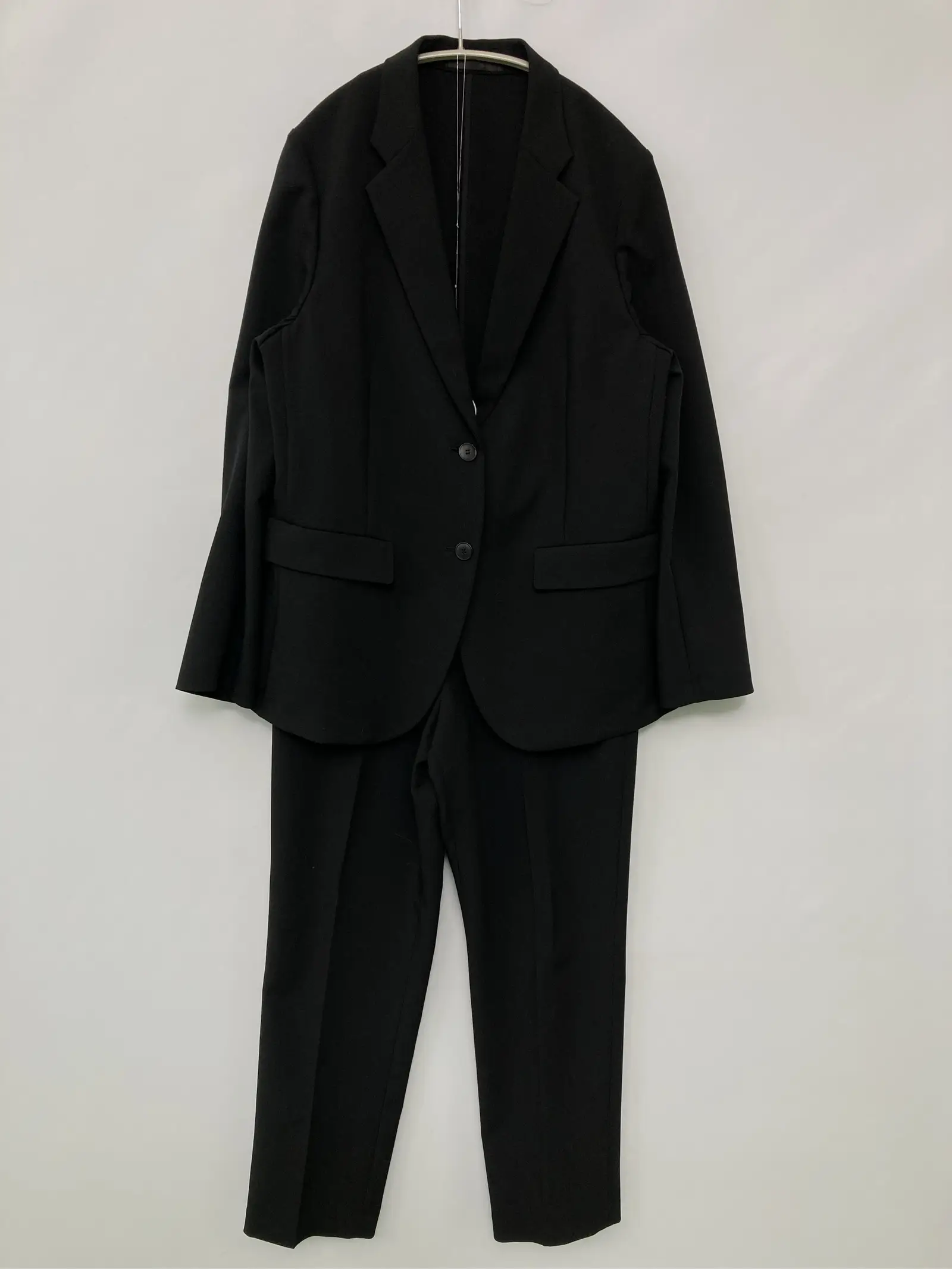 https://r2-worker.digdig.jp/product/b53a8a2a-6e78-47ee-907d-09df260de3c1/597fb737-b42d-4e1b-88a5-7a6867ea5d33