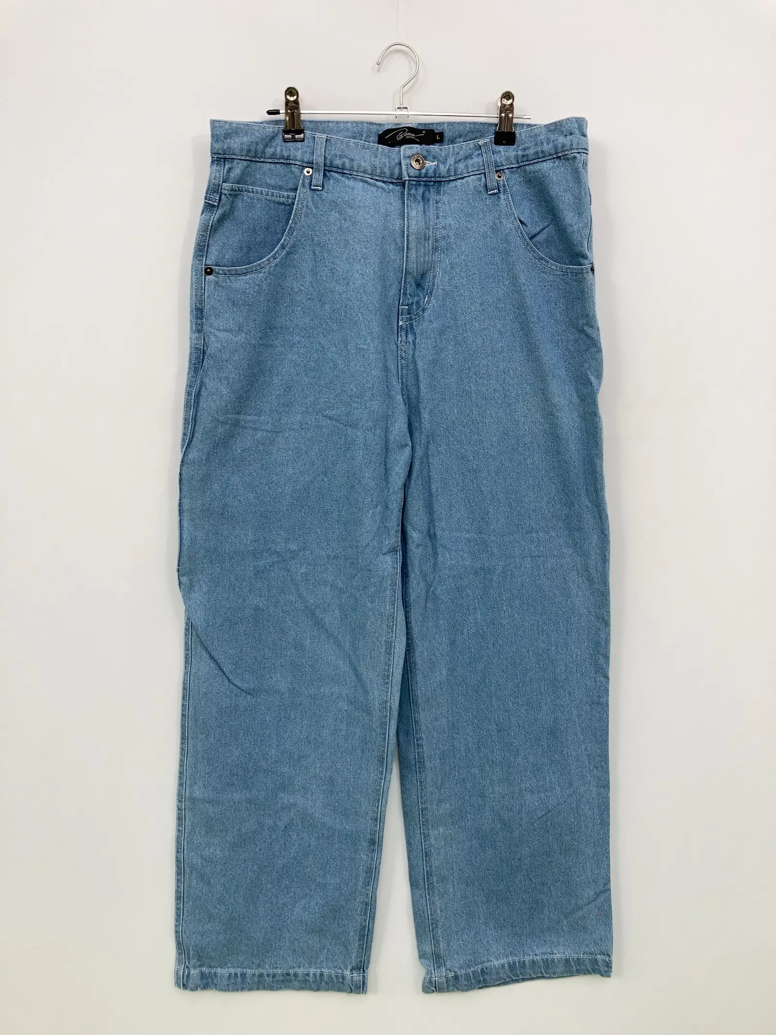 https://r2-worker.digdig.jp/product/b53c38b1-9ba8-4ac8-93b8-e177de3eb8cc/d9741f17-7021-447f-8c2f-63cc94d203da