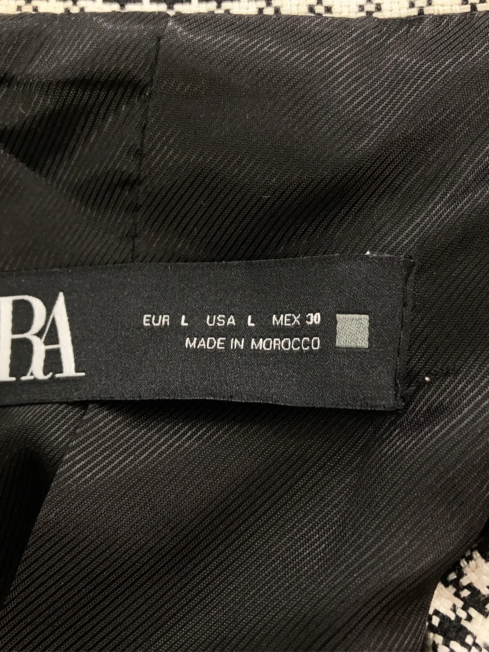 https://r2-worker.digdig.jp/product/b588810b-e6ed-478e-a369-eb36e30c9436/cb37ba3c-a7df-4e9d-b52d-5f0f3275c38b