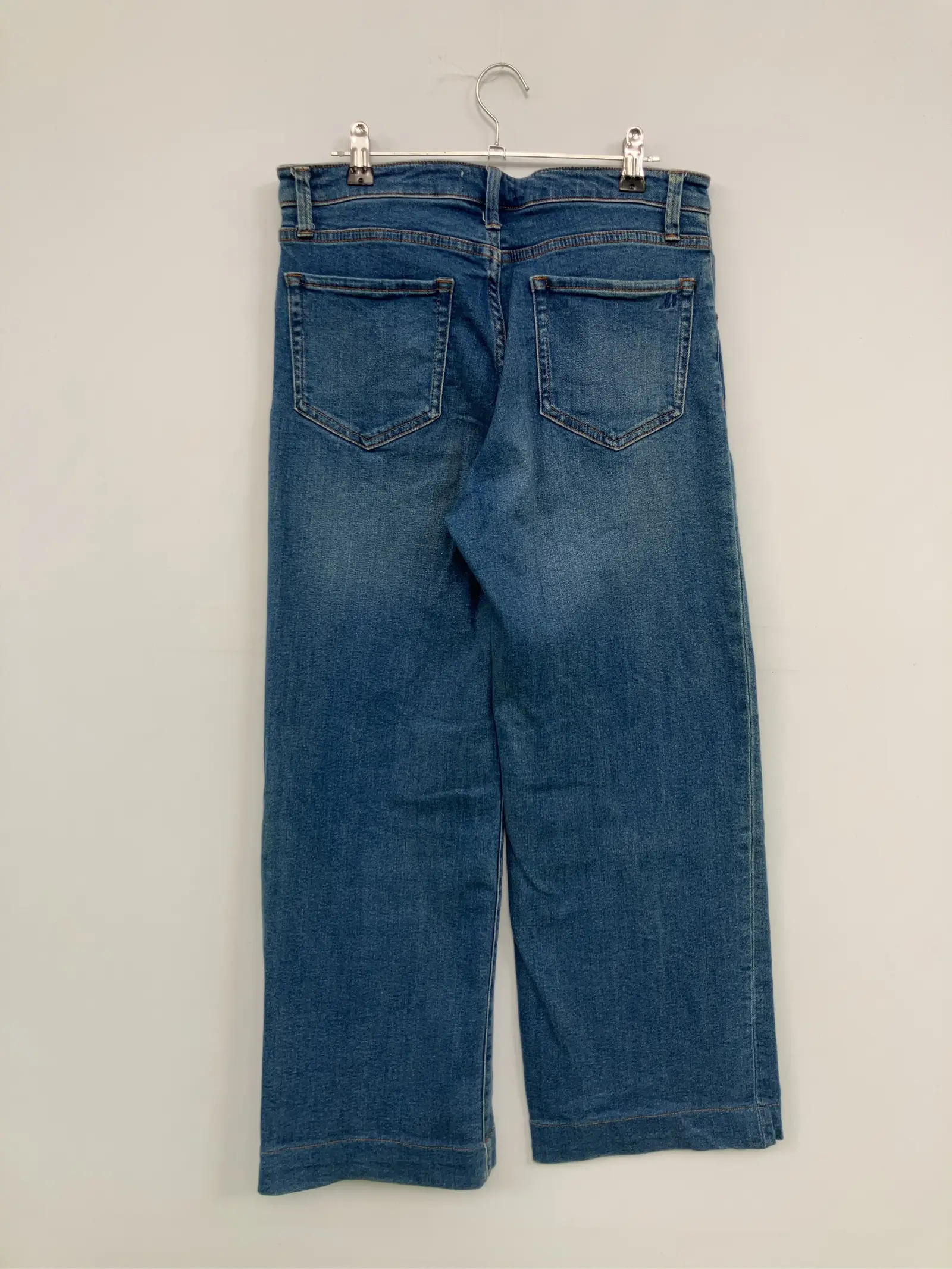https://r2-worker.digdig.jp/product/b599cbf2-50b6-4909-b333-5bc61b7a2425/8457bdac-ebad-47d9-b802-47a026412c77