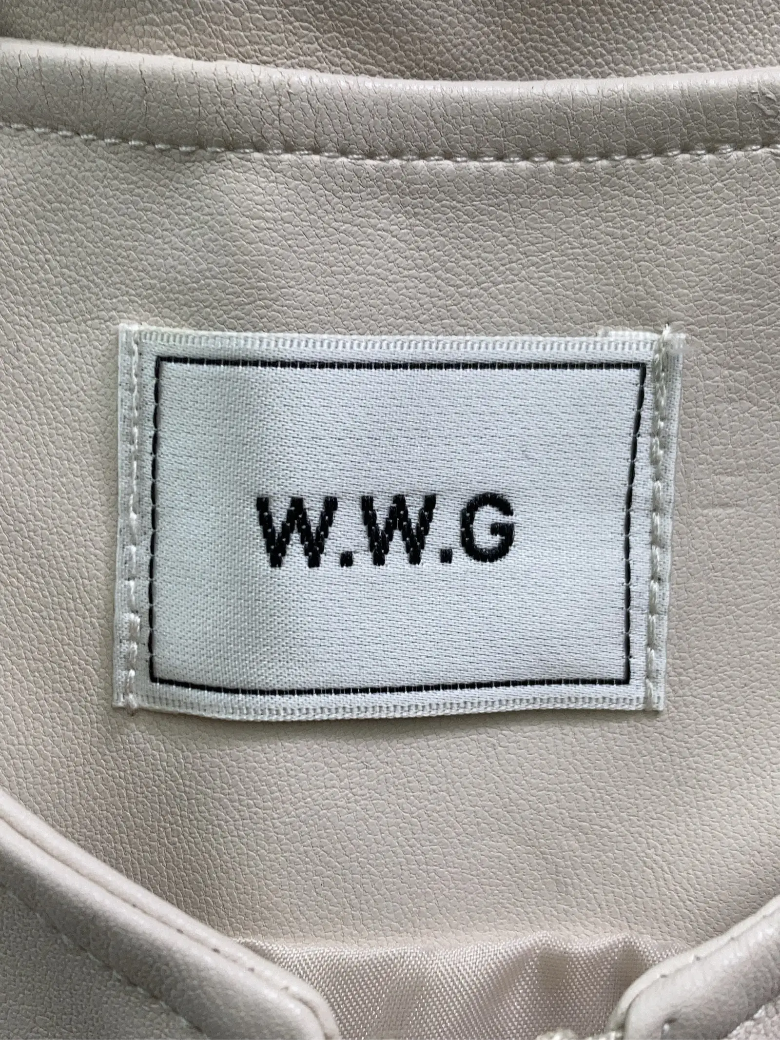 https://r2-worker.digdig.jp/product/b6628dc8-76da-4b2b-8571-c5e8d8da34ab/e7989f88-b87b-456d-add4-535f4084085f