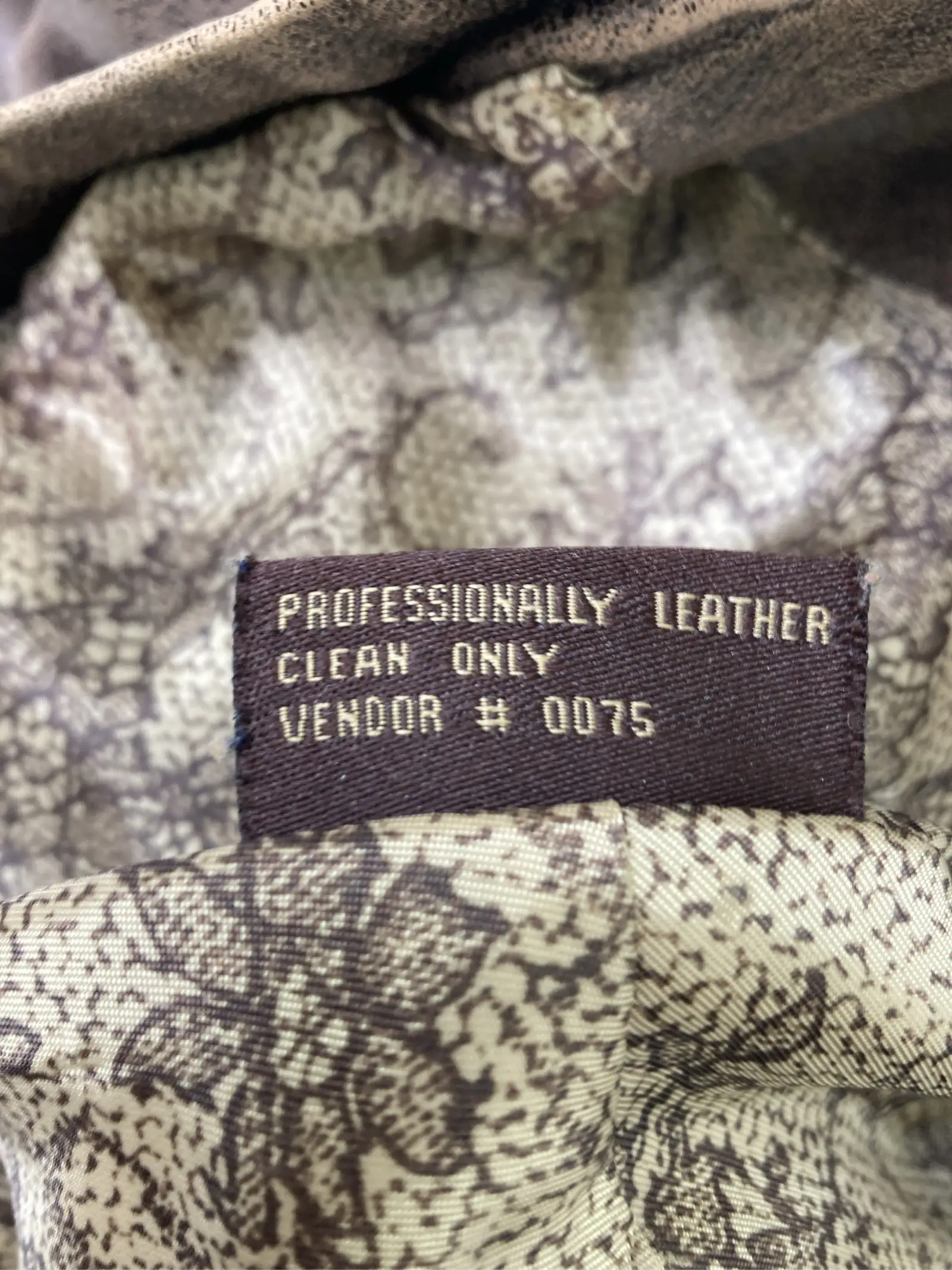 https://r2-worker.digdig.jp/product/b77664da-7577-4346-843d-5bd9705365b0/84147e71-3c19-4967-9ed1-7a1a4af714aa