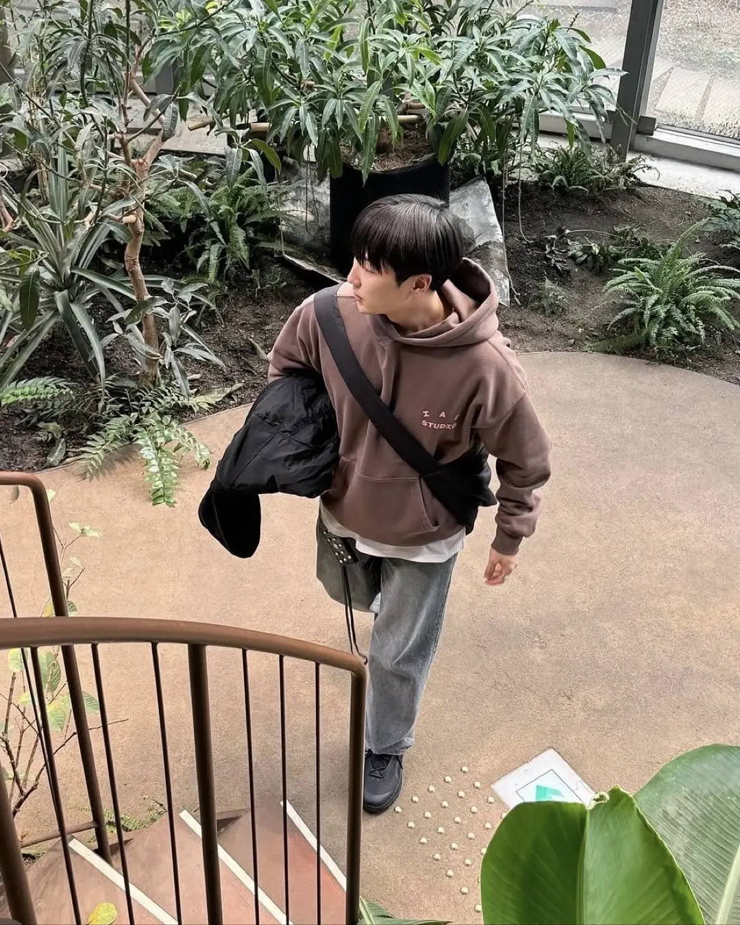 https://r2-worker.digdig.jp/product/b794a82f-f727-4276-8d3a-9b3fe4610440/931f8132-5c49-4c83-9b20-8fb4a1d4b9a5