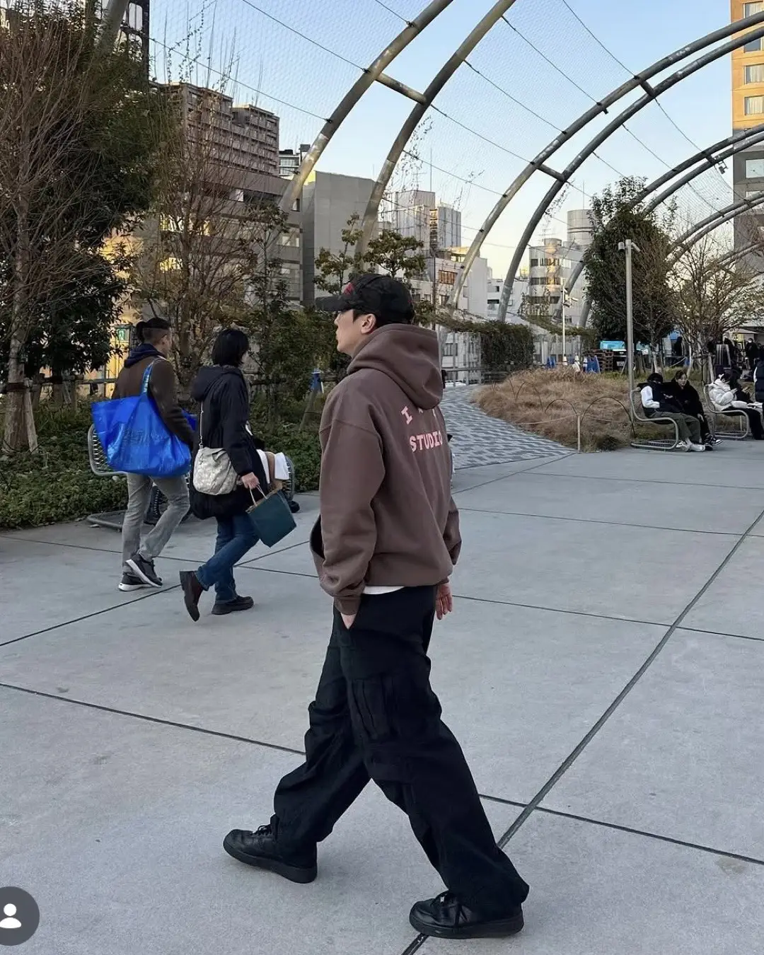 https://r2-worker.digdig.jp/product/b794a82f-f727-4276-8d3a-9b3fe4610440/cfe0c795-876c-44c4-b036-99d0e2bf0709
