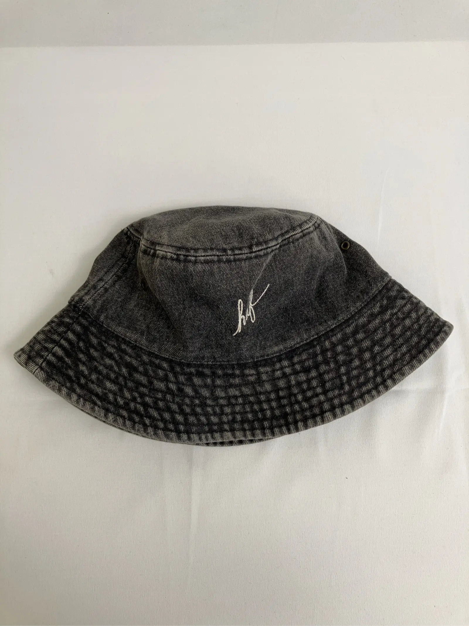 https://r2-worker.digdig.jp/product/b80aa061-89a6-42e0-9d6e-50b37f375f16/8543e2e5-3de9-451a-8137-b18e18a78a61