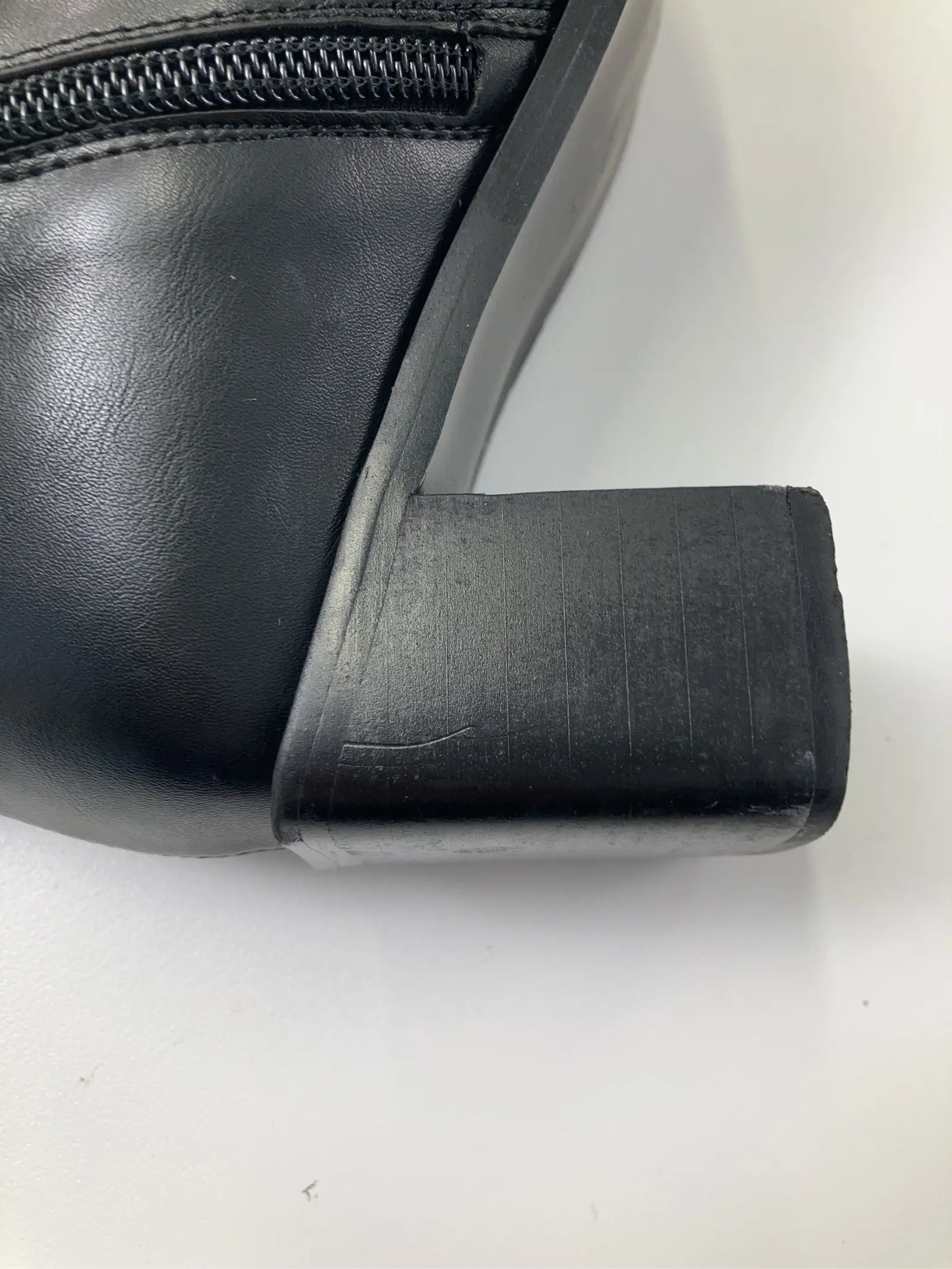 https://r2-worker.digdig.jp/product/b83da61c-f08d-465e-832f-3f5199b524e8/264630aa-bacd-4453-9861-16584648304d