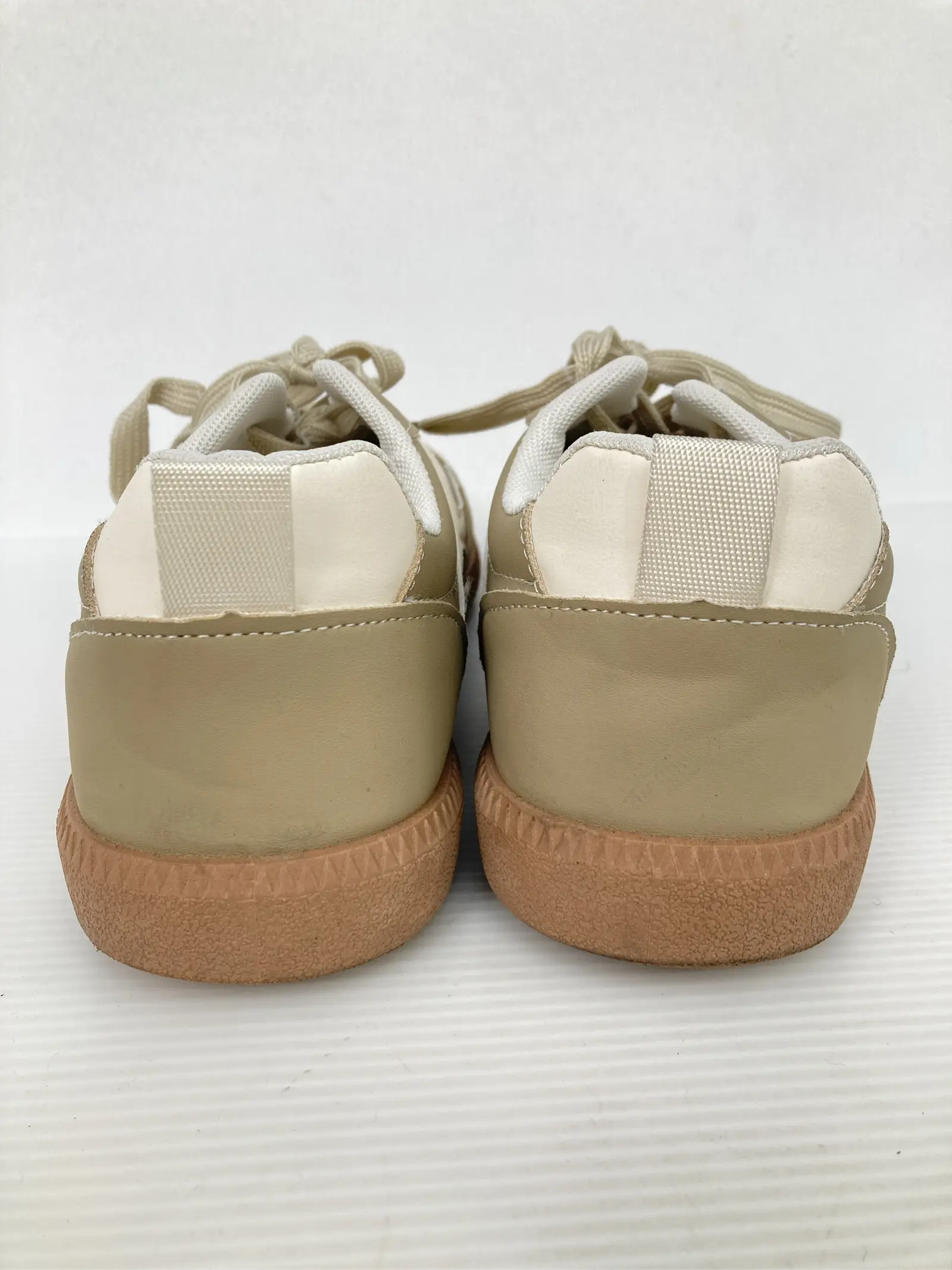 https://r2-worker.digdig.jp/product/b92e3a33-c30c-4d30-b56d-11e7b560cd60/28b56798-2dfd-477b-b8c7-20879481bd42