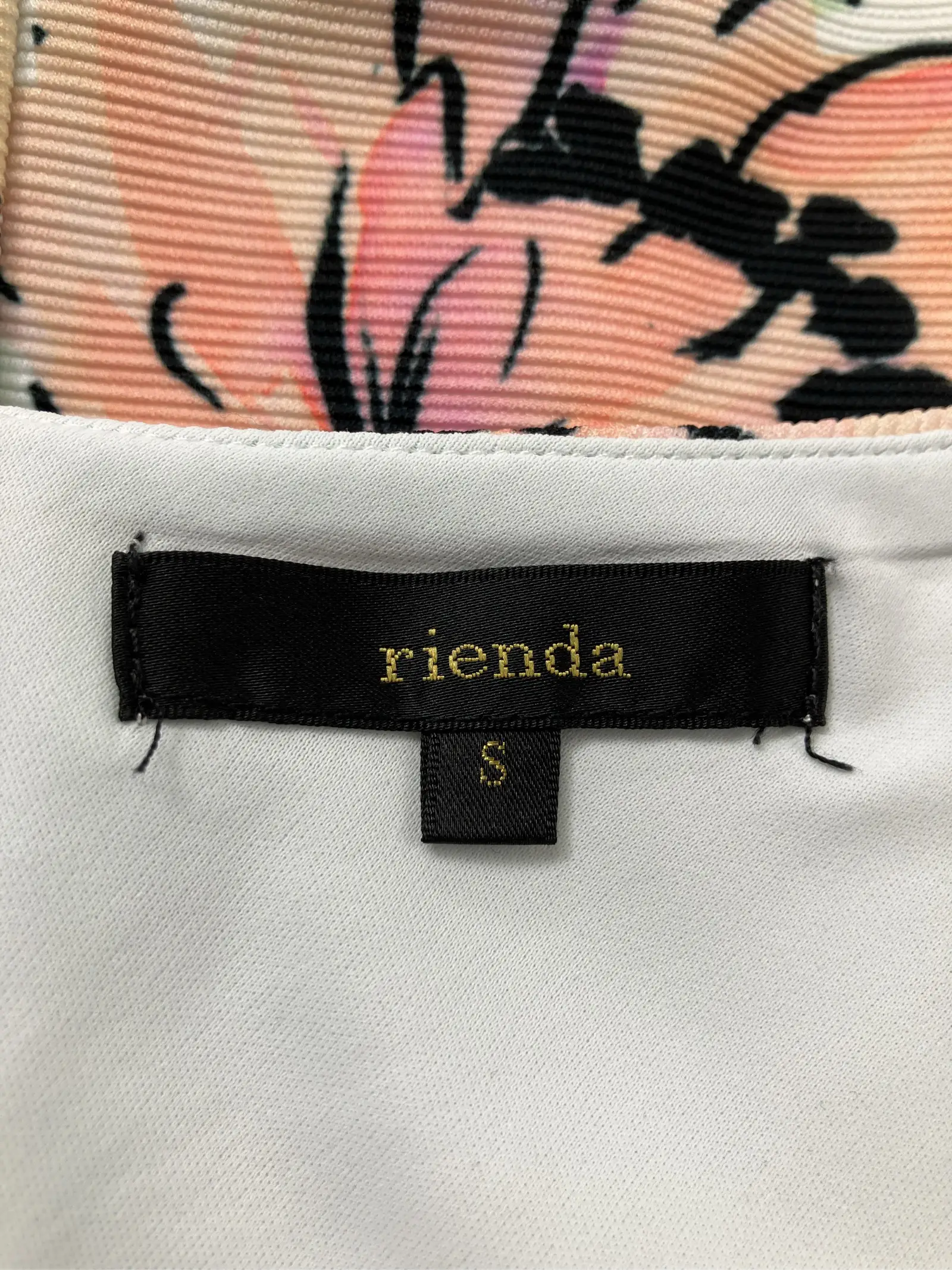 https://r2-worker.digdig.jp/product/bb1bda65-3fb5-4dc1-a9e3-0f44a4c9c70e/24061b18-5c52-41ca-93e8-5b08a959141f