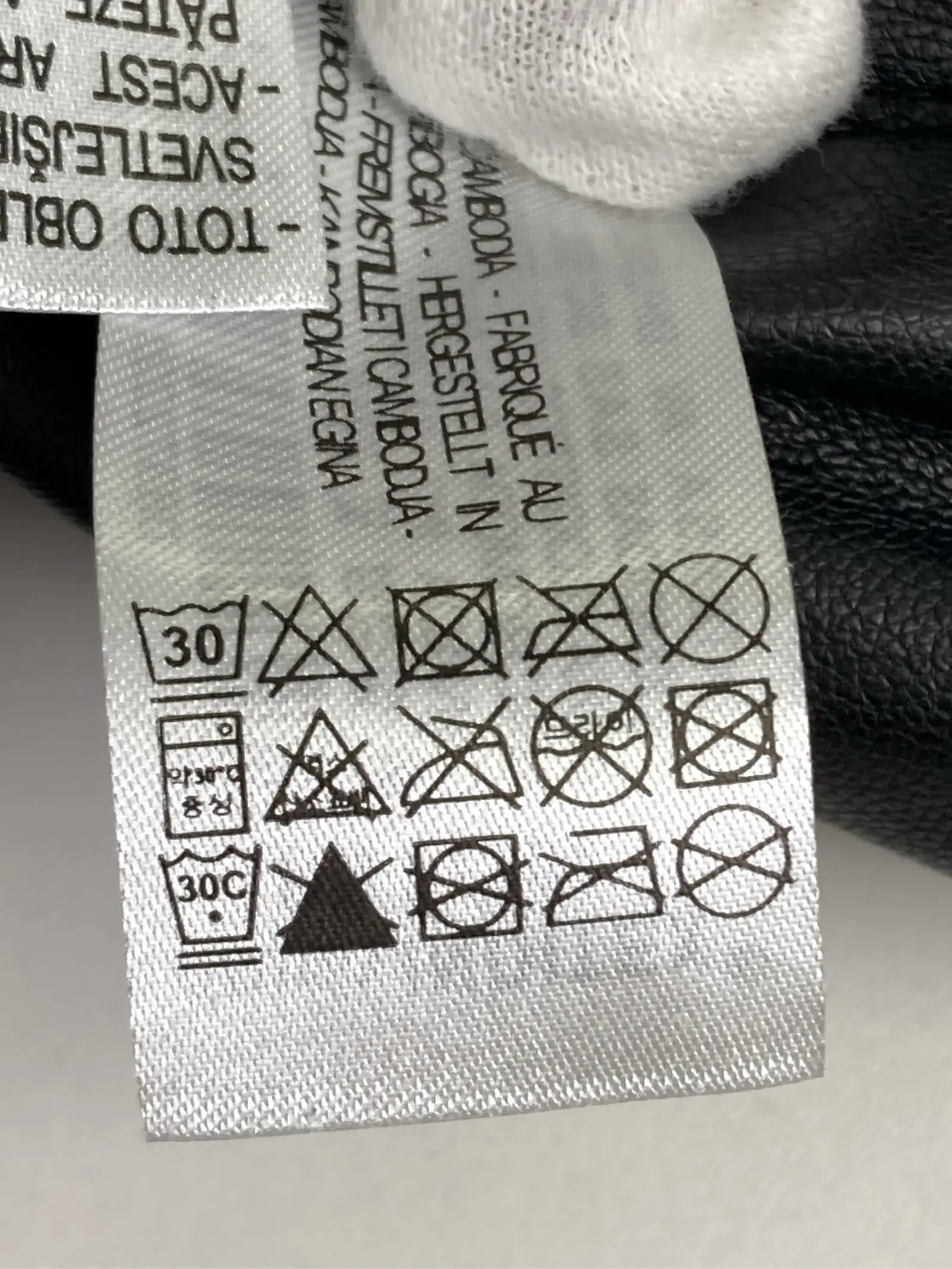 https://r2-worker.digdig.jp/product/bcb57f78-fcc3-4c09-8db4-8547e8992b01/17718231-9a3c-4db7-a2ea-abf23a90ddab