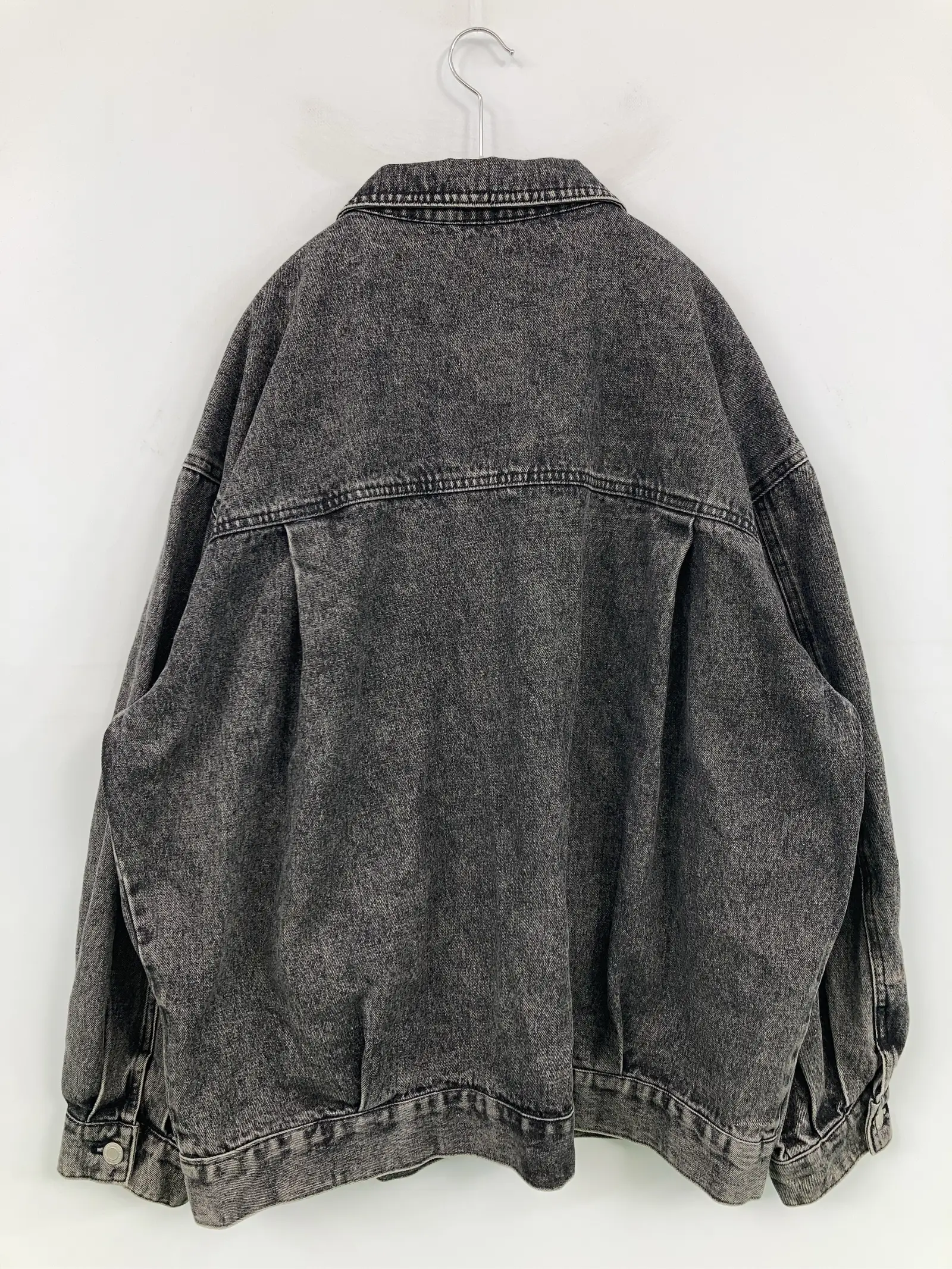 https://r2-worker.digdig.jp/product/be3b33b7-75e3-44e5-84d3-cd461b81bdac/d9d71c6d-9369-4250-9a64-3821c8fd4f98