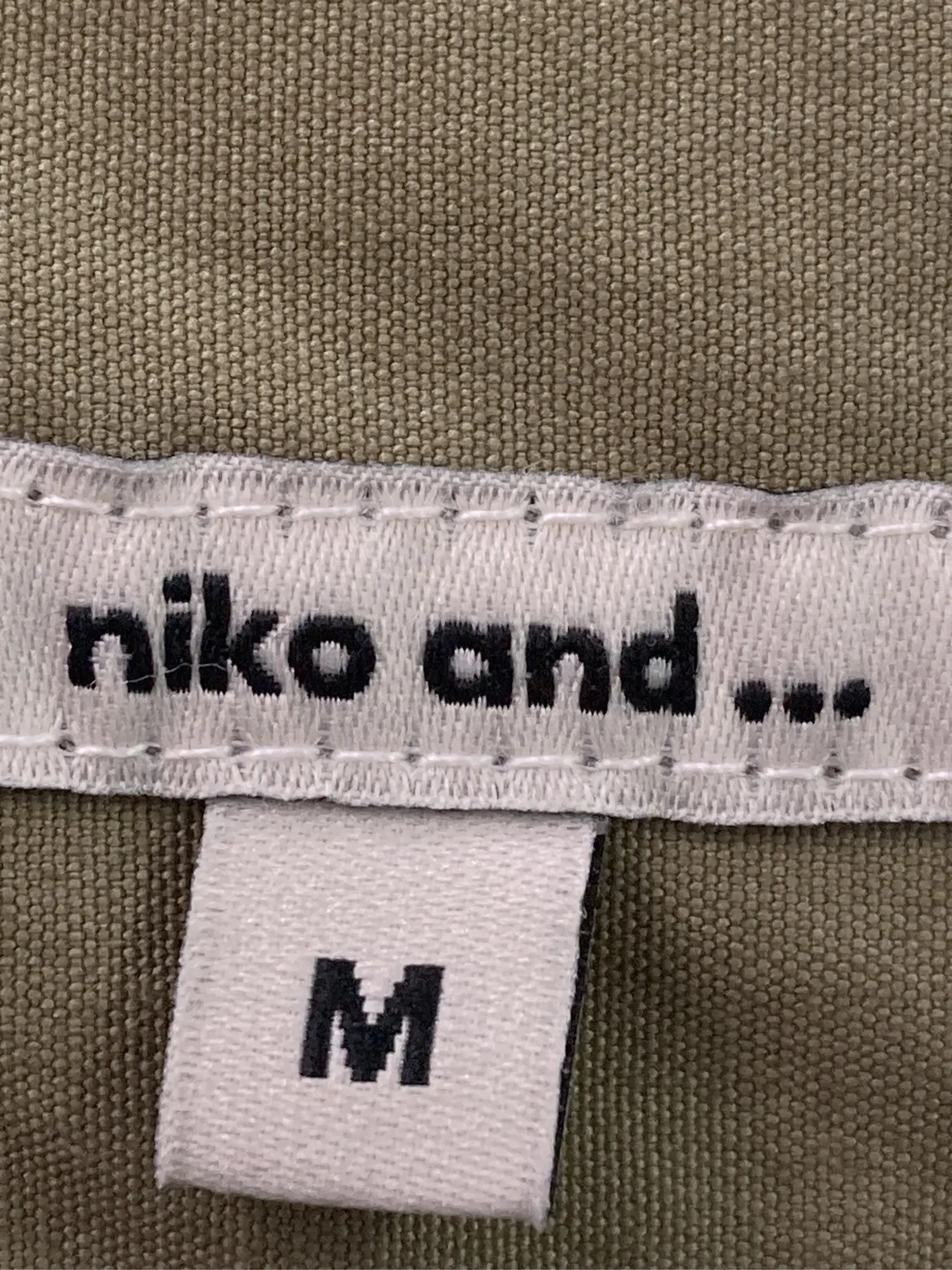 https://r2-worker.digdig.jp/product/be4b3712-b19c-464d-a07a-d929d1da493a/a7558c00-fc82-47cb-bd11-010240215ece