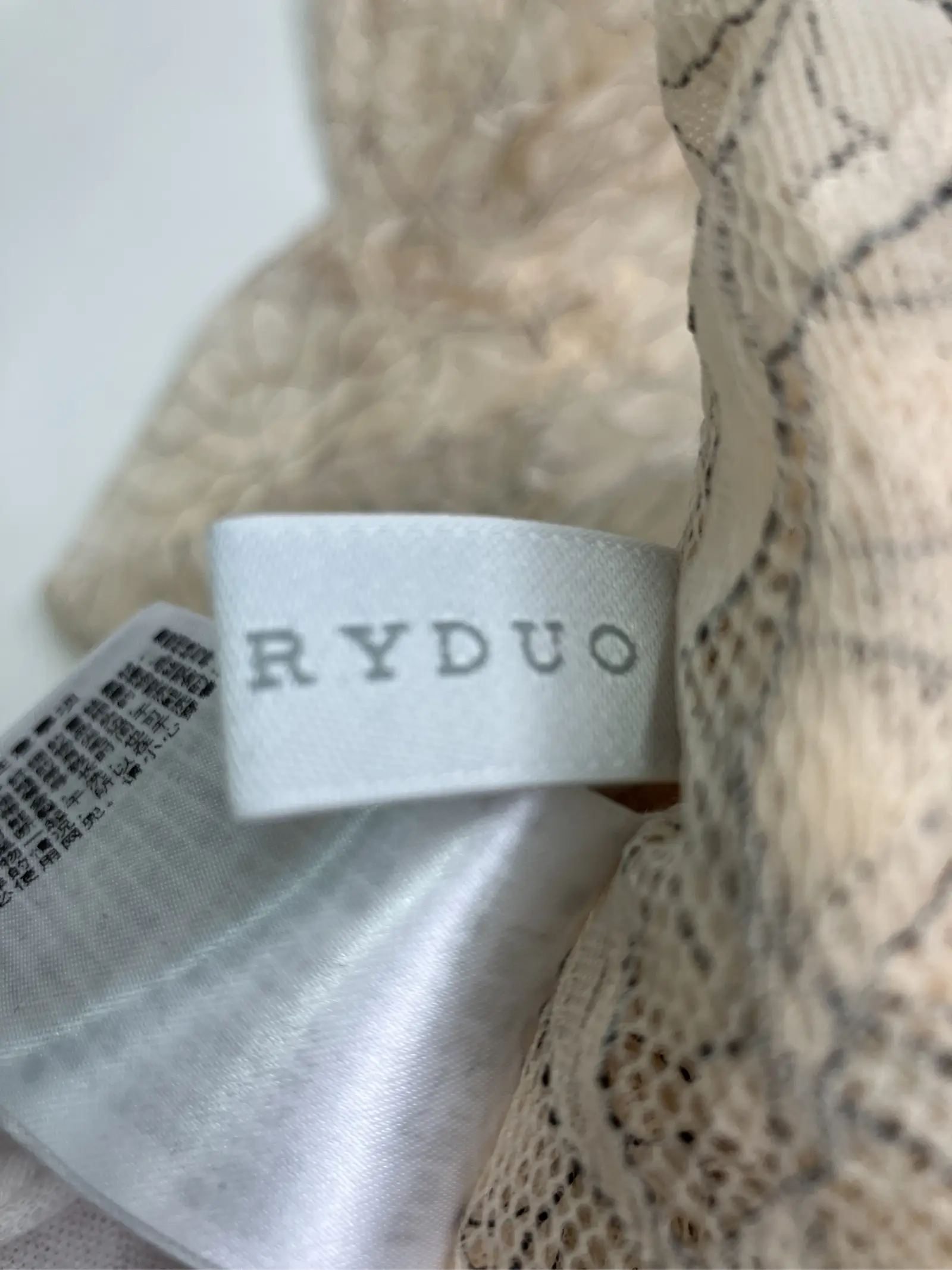 https://r2-worker.digdig.jp/product/be5bf24e-401c-4ed3-96a2-c42588e22ff6/8fb1e4b8-7523-4373-8f97-2daef7efc48a