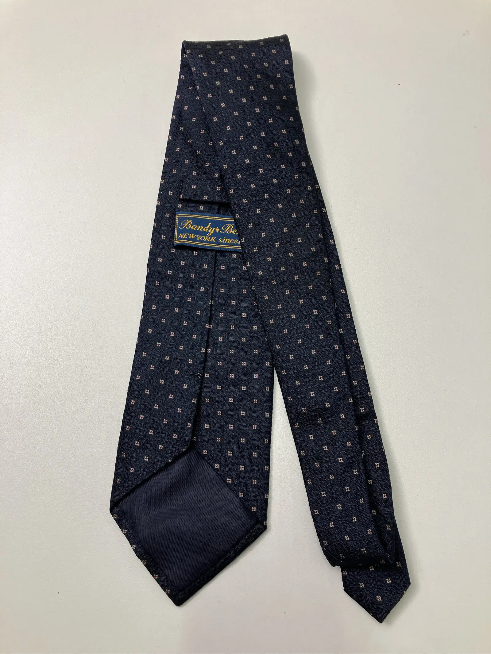 https://r2-worker.digdig.jp/product/be5e6cf8-9d7d-426e-ae53-9e2a6dd1089e/08da9713-a5d5-46bb-a7bf-05c4fb25d0e3