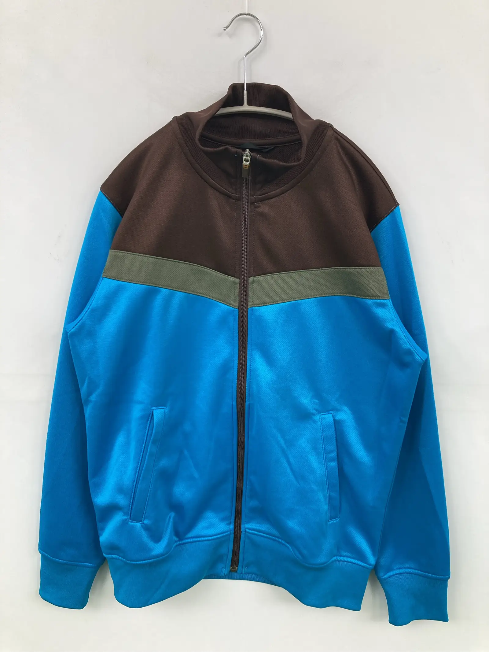 https://r2-worker.digdig.jp/product/be9dfc08-a67e-4667-9b0d-ff9617f3704b/b8c9240a-f853-4723-a285-98fb86428582