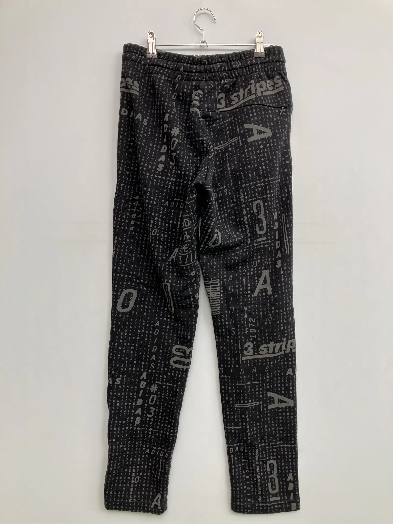 https://r2-worker.digdig.jp/product/c00ef3a0-304d-4646-a00c-48347d869212/cc2204e1-1737-46dc-b81b-afaa68455934