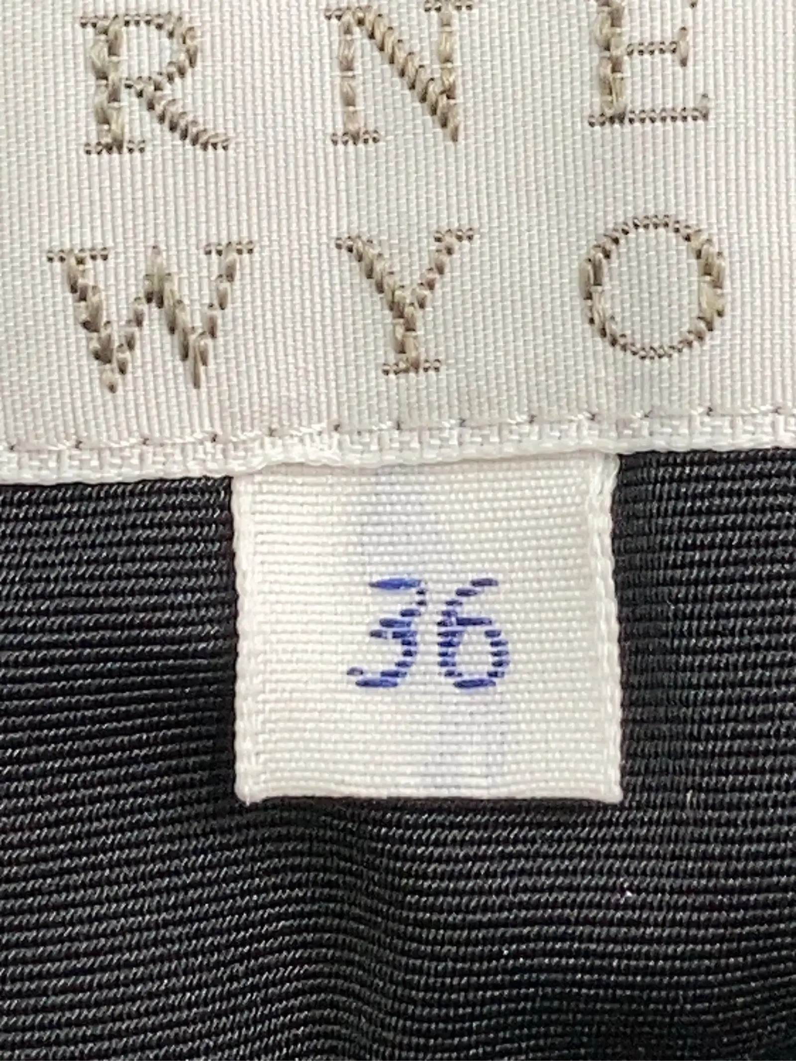 https://r2-worker.digdig.jp/product/c096873c-b9c9-408d-bf90-da032c9fc258/5f9344e4-8a70-49cb-bed8-df6b96497c13