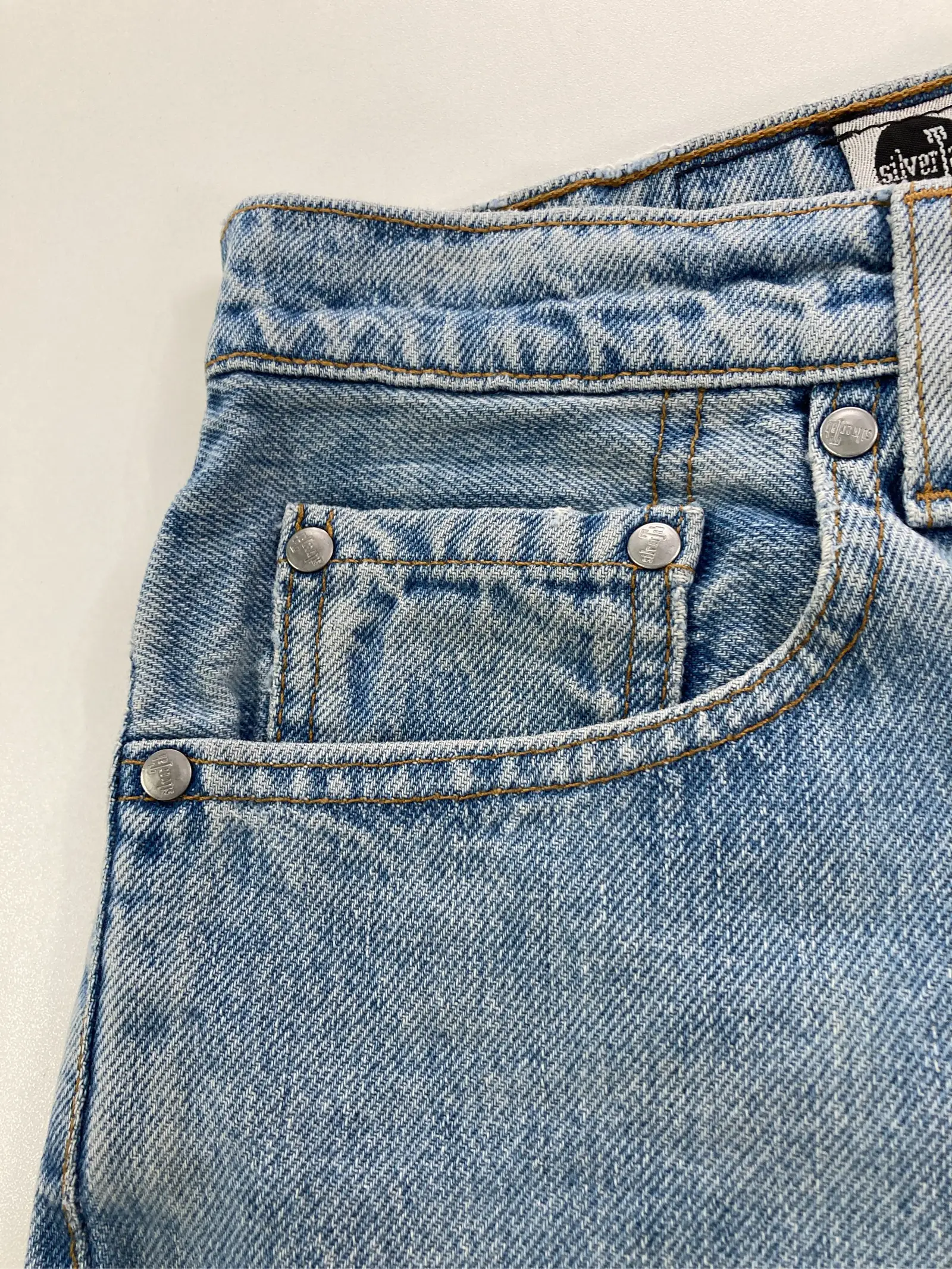 https://r2-worker.digdig.jp/product/c0b69338-7bf8-4adf-889d-42cd726d35a7/a312ca60-4c4f-48d4-a52a-7c79840c793c