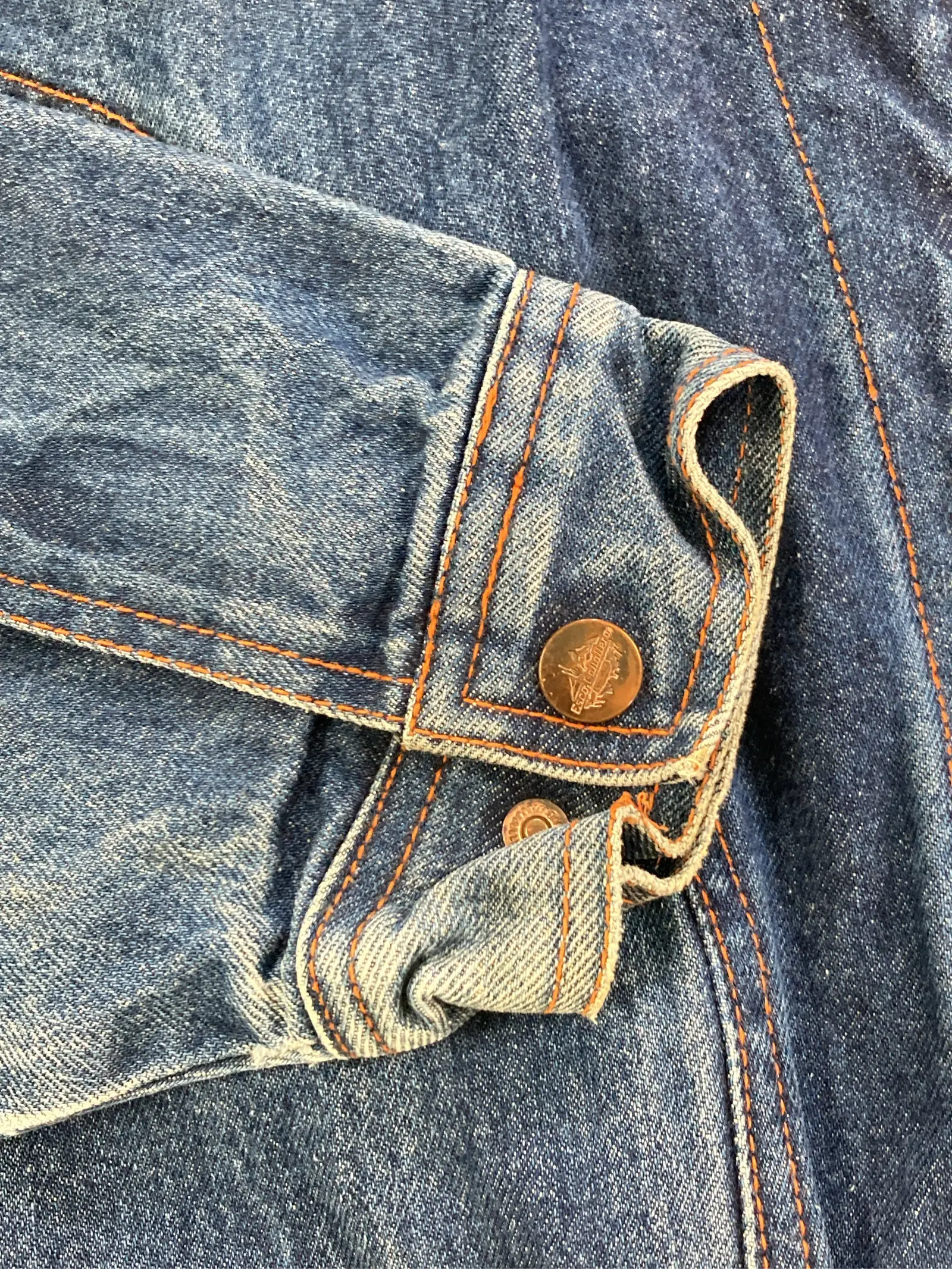 https://r2-worker.digdig.jp/product/c0d9ad9b-8f2e-4700-a279-2c676945cab1/f3b2dd7c-00eb-4c67-86fd-e7f60acd4120