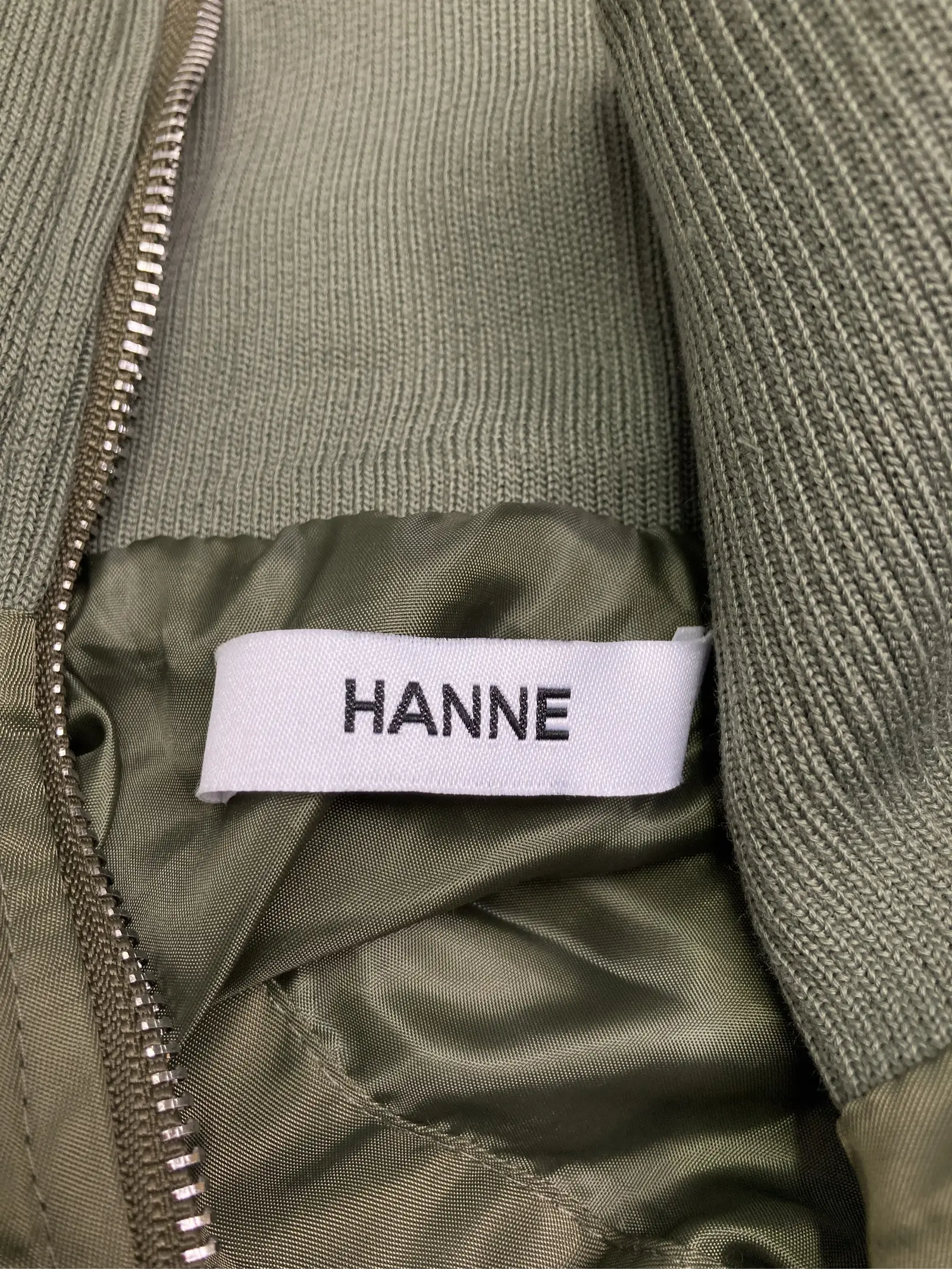 https://r2-worker.digdig.jp/product/c10e5ffe-3a53-4f3c-a70c-6a55485de35f/8936be49-3e7a-4af2-be12-e6120ca2690e