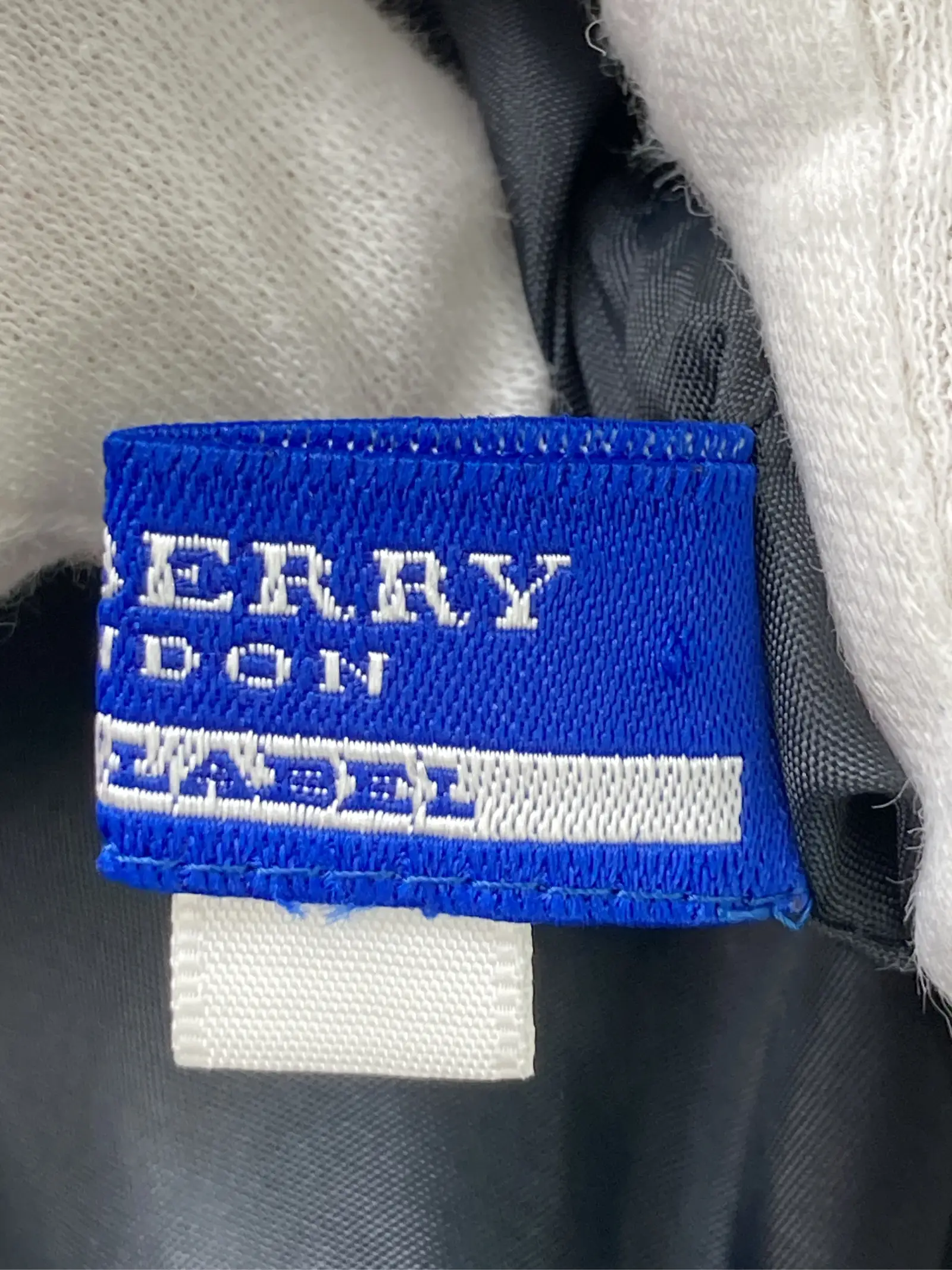 https://r2-worker.digdig.jp/product/c148a179-3a12-4533-a85a-90cd7c5e1cd4/f2c9e9c6-b47e-4e0e-8842-f61920277fcb