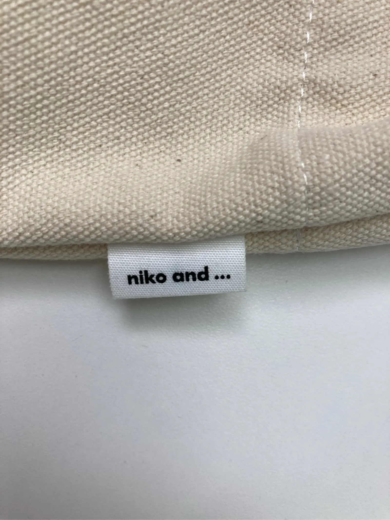 https://r2-worker.digdig.jp/product/c14bd728-b287-4619-b5c3-f87b6497e60b/448cc6c0-cba3-4417-acde-a1e1c2f2511b