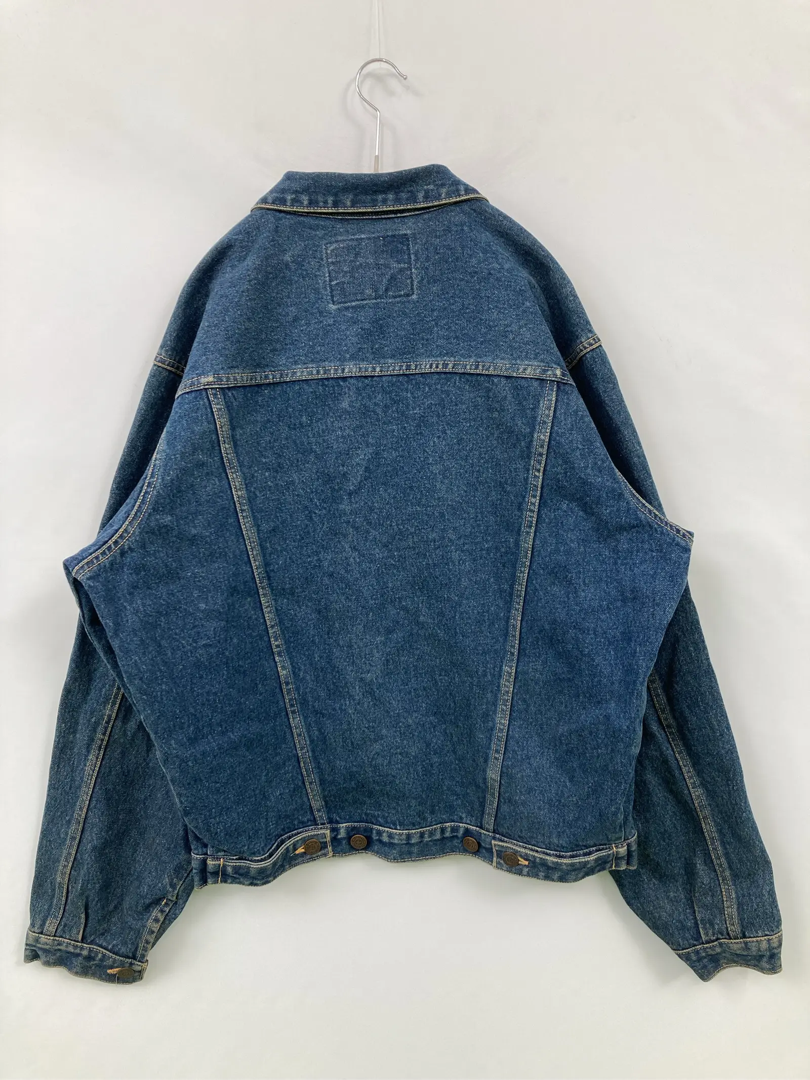 https://r2-worker.digdig.jp/product/c1702704-61e1-4e1b-9bac-df21a998f471/9716980e-a54b-4150-9398-1efa62362bcb