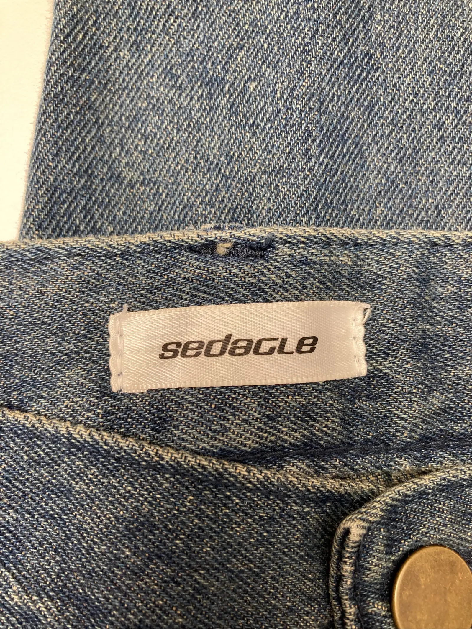 https://r2-worker.digdig.jp/product/c17926d3-3e3b-4bf1-a0fb-a8a2e6e66cf0/7397654f-8dc6-4f91-918f-c99b807ab7e5