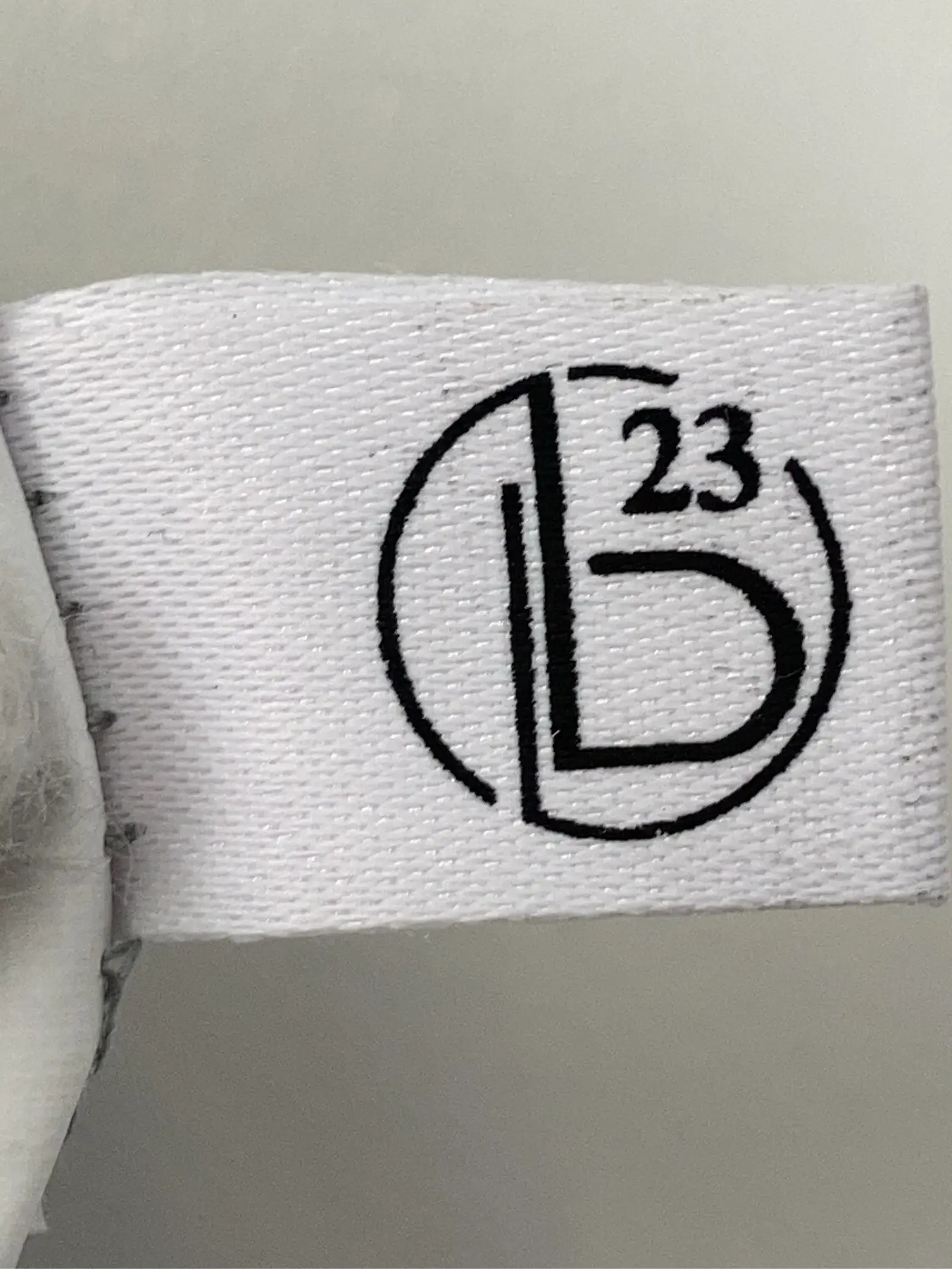 https://r2-worker.digdig.jp/product/c18df575-8016-4aae-bab8-ca8188179228/0b0c2a1b-3cbc-4e46-8ddd-4e10f8a21059