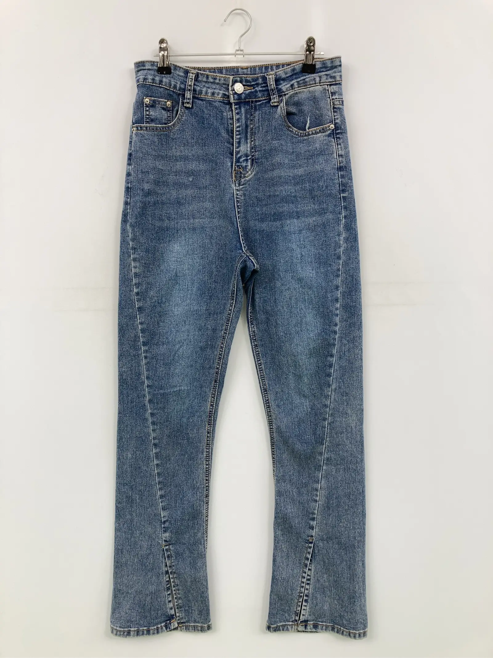 https://r2-worker.digdig.jp/product/c1a1b1f2-ec26-4abb-8ff4-0b0313f3208a/b8d6fc67-2013-4005-b25c-f1af2c0eaf2a