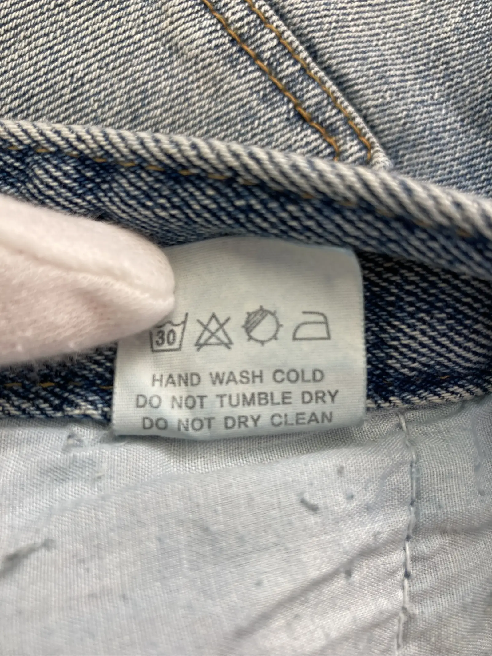 https://r2-worker.digdig.jp/product/c1d0a82f-42fa-4a65-9642-b9af326c15d7/be0c8bc7-735a-4c79-bccb-79b4f9fc12ee