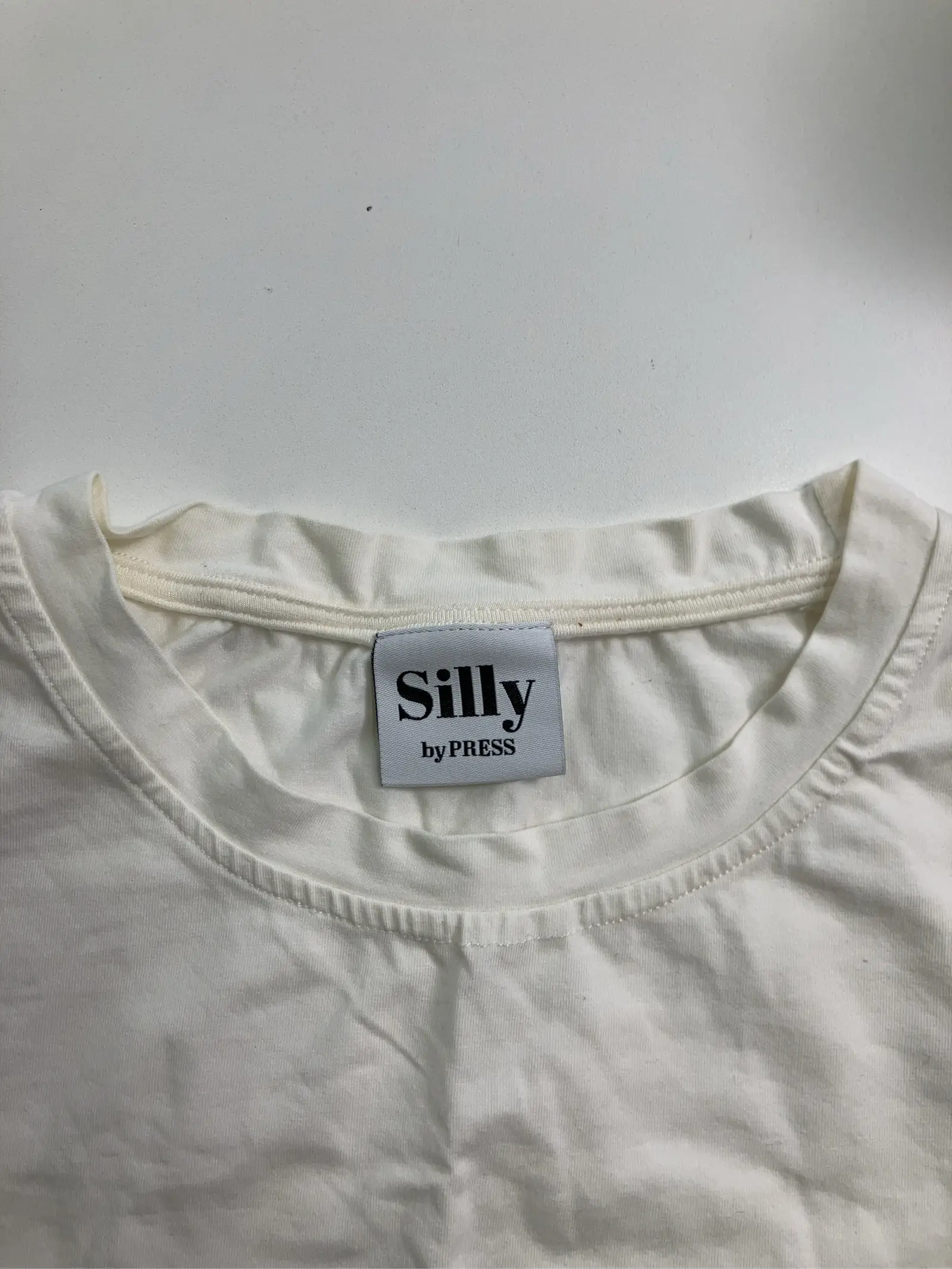 https://r2-worker.digdig.jp/product/c2049f3f-2acb-46d0-9336-0a30fc66a9d0/1cf129af-b860-4b45-99f1-65261b75eaa4