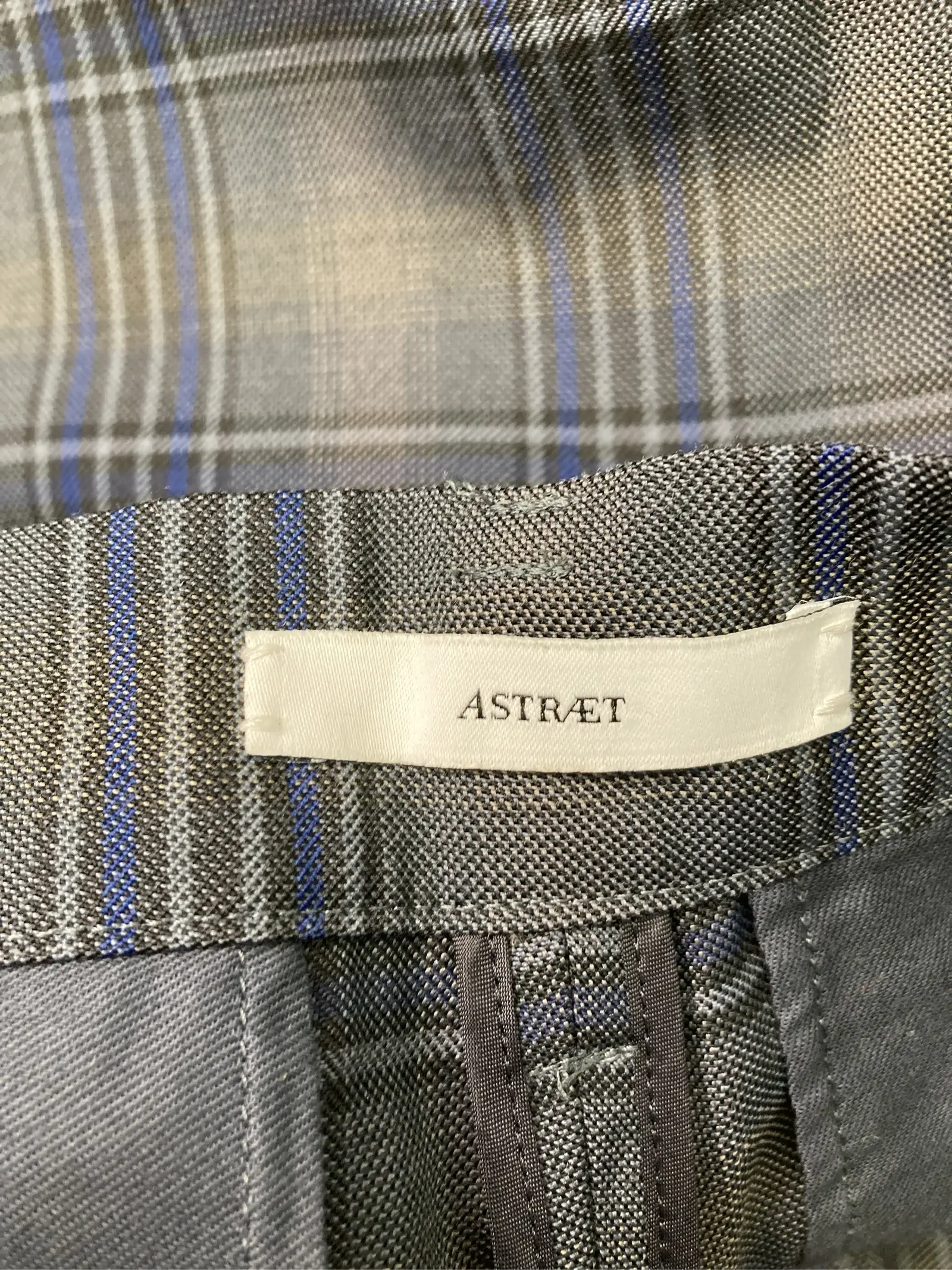 https://r2-worker.digdig.jp/product/c25185d1-d253-4048-9aa9-2333185c5002/fe4a4e85-d23e-4121-9a5f-378773b9def6