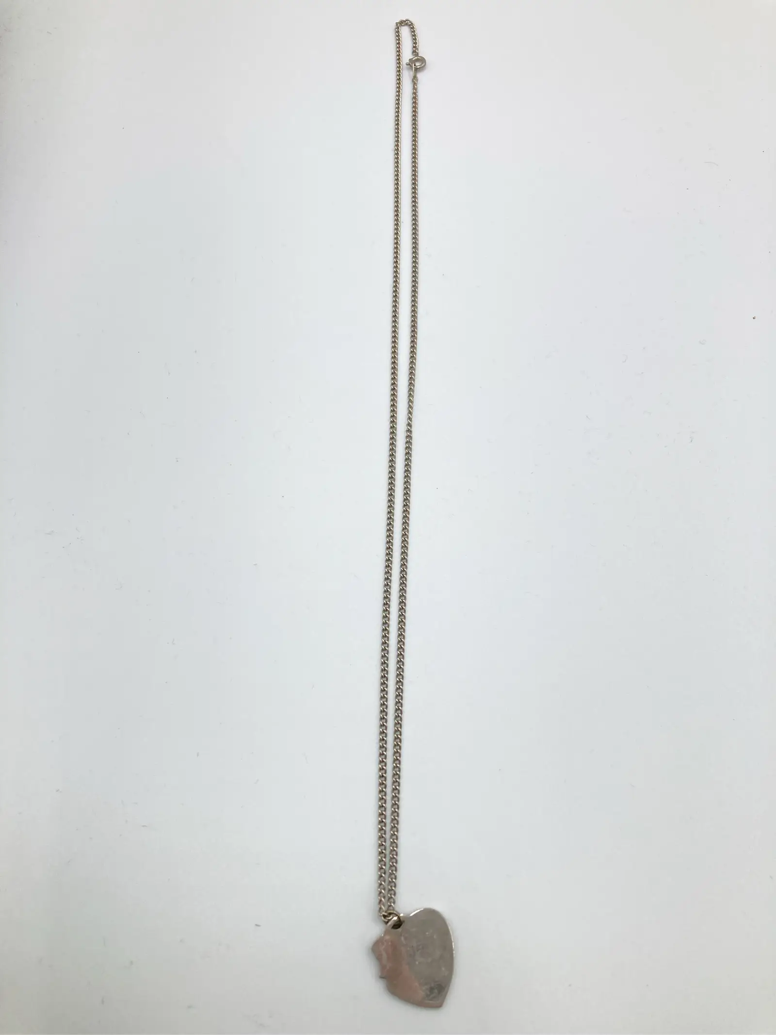 https://r2-worker.digdig.jp/product/c269e781-bcf3-40ed-ad02-ce7b2c122e30/390be619-b214-4d99-be6e-0a2f8463910b