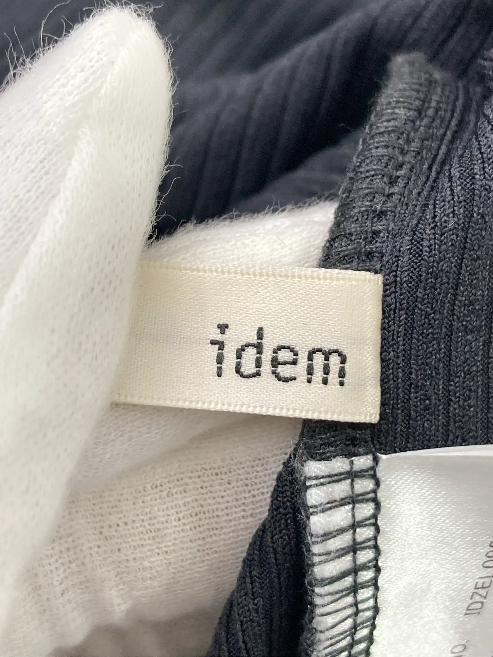 https://r2-worker.digdig.jp/product/c2cae9b3-2a82-48ec-ae39-0e311b56c731/91d3caa1-f37a-4f1a-86f4-7e0c39aa0ebd