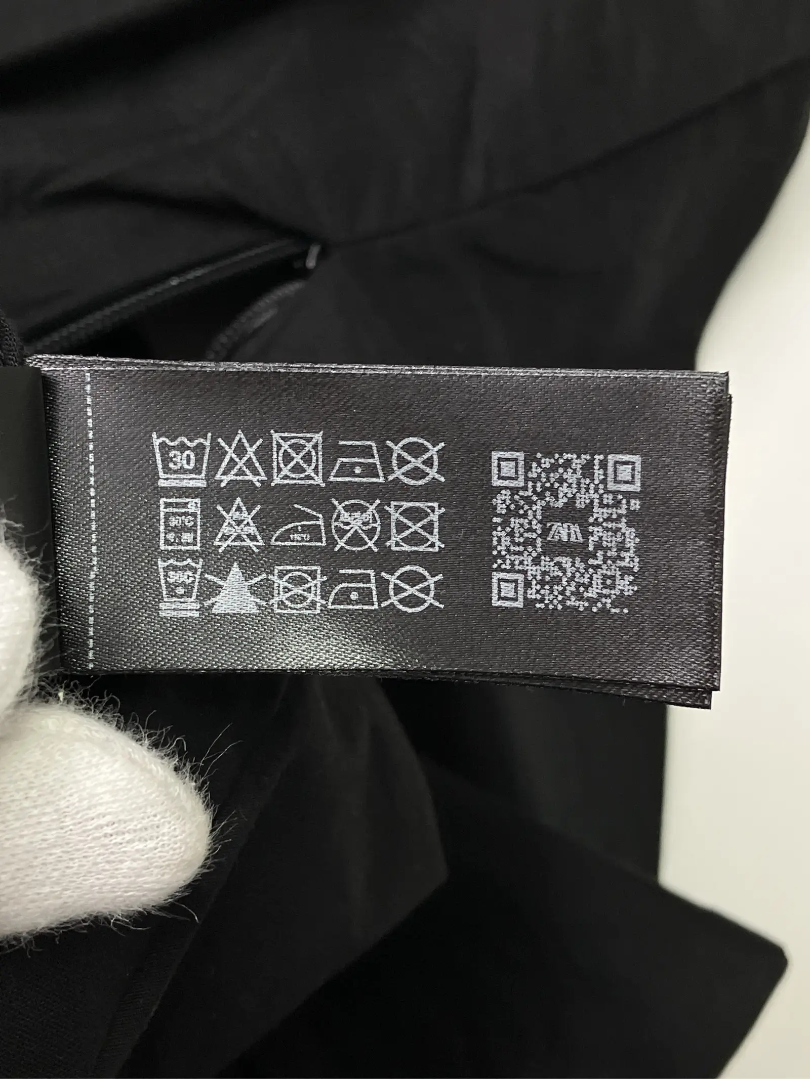 https://r2-worker.digdig.jp/product/c2d405ff-3446-4cbb-8e01-876af2784ab8/247e0124-aada-4e3f-8b2c-3a481debcdec