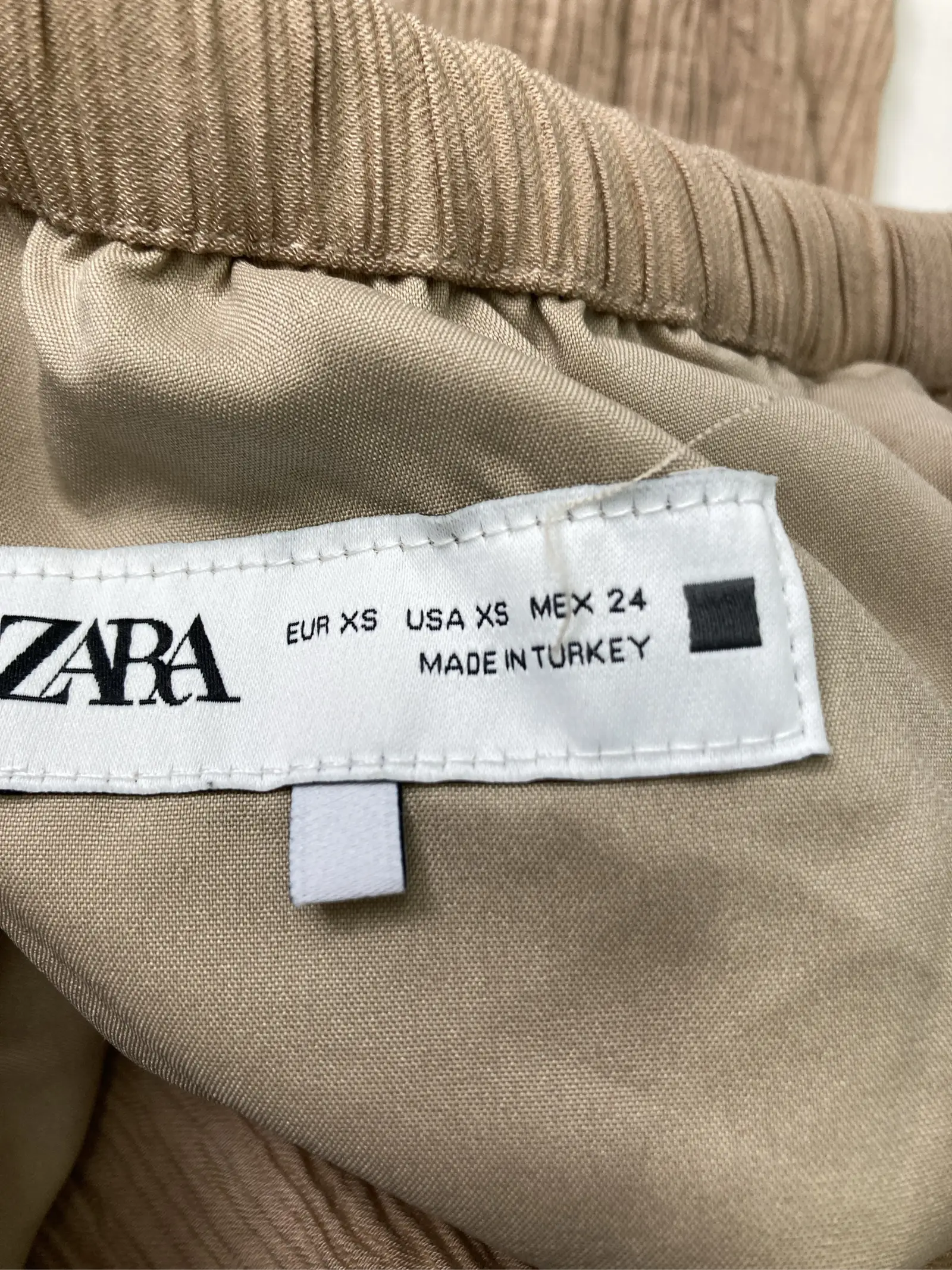 https://r2-worker.digdig.jp/product/c2e2e76a-c09c-43a5-8a7b-a3a3bc8f7812/dddf9c49-df85-4cf4-b7bd-eb10c47ecdef