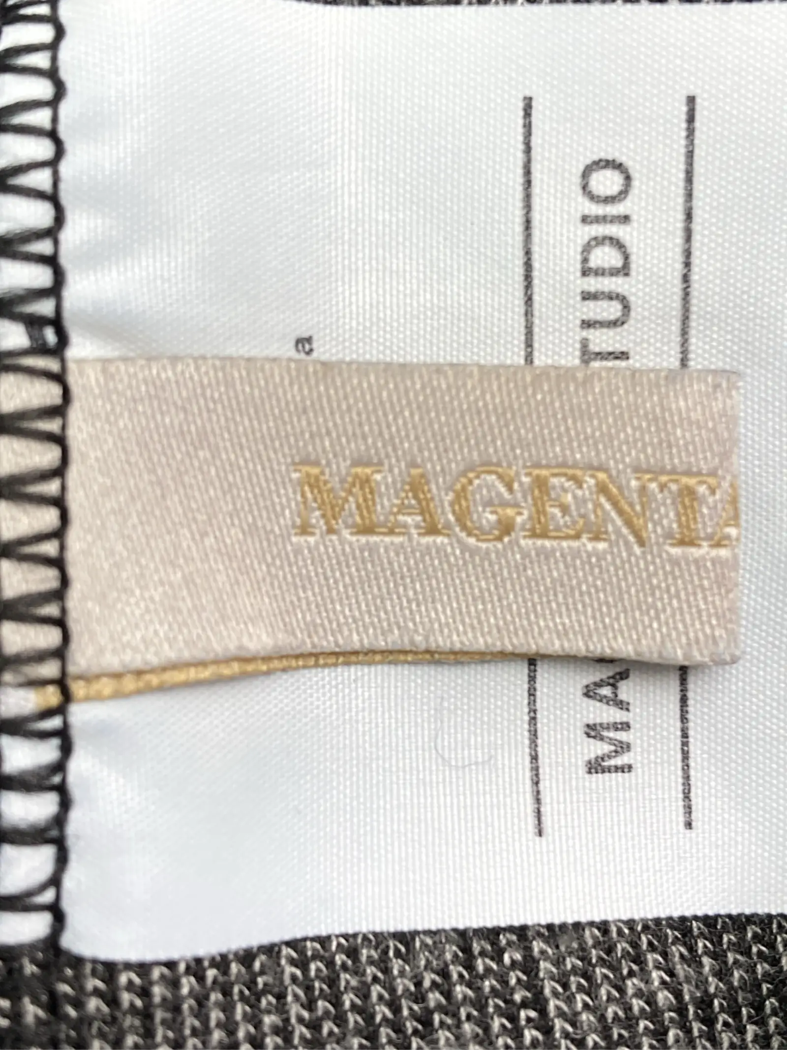 https://r2-worker.digdig.jp/product/c368c6ee-77b4-461f-ba74-d914488a1115/41a9757a-1241-40f7-91a8-84f551b9454f