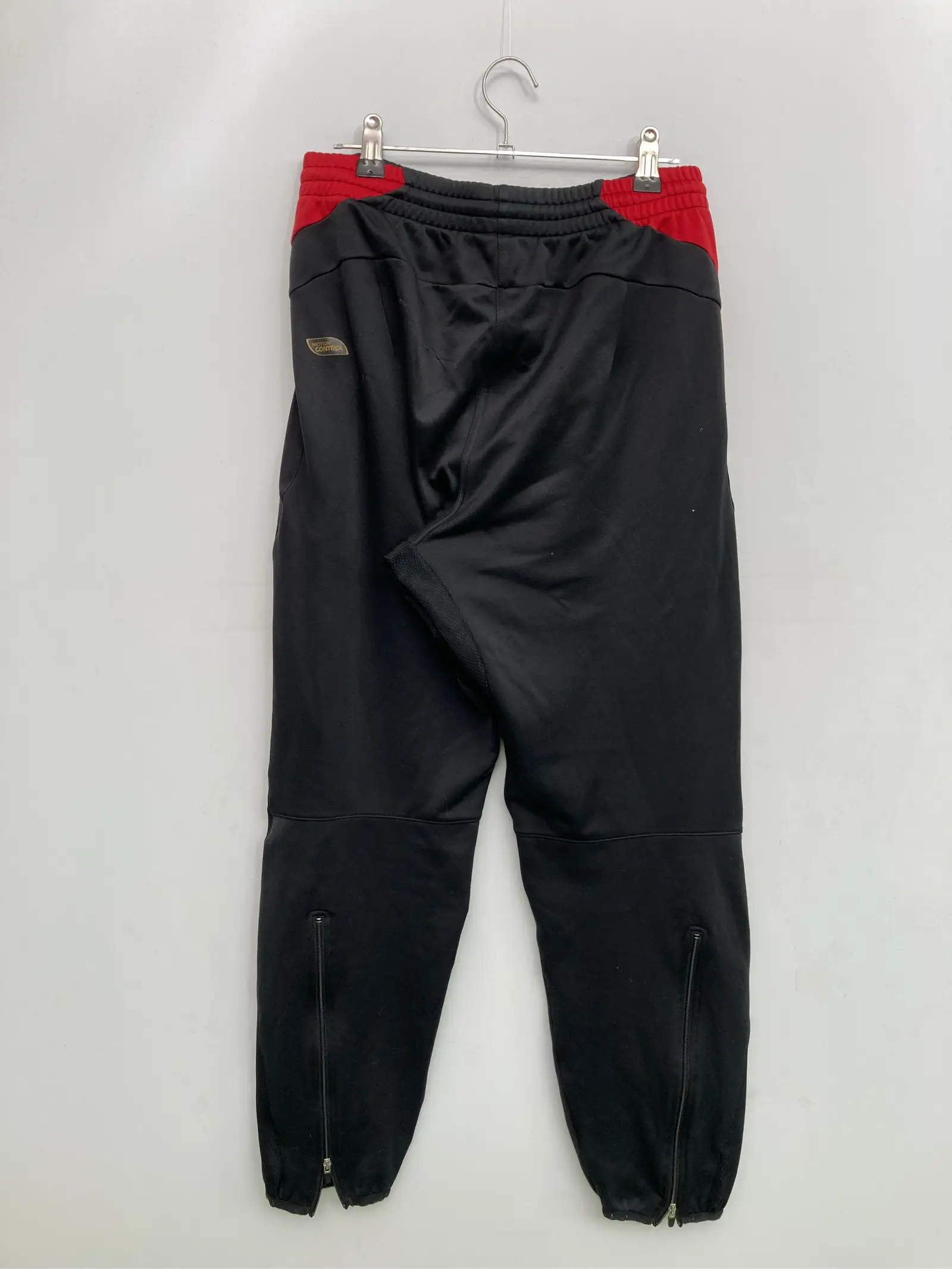 https://r2-worker.digdig.jp/product/c38aa5cd-76de-401f-a488-bf14e10ccae7/a24a8c10-06e8-4029-9972-4162a0b17d70