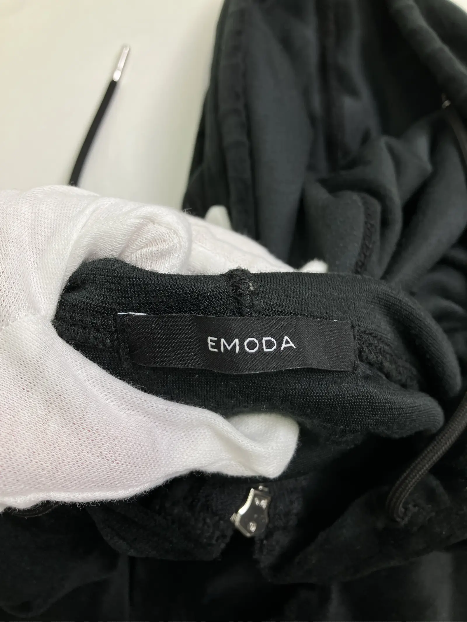 https://r2-worker.digdig.jp/product/c39167eb-f509-4620-84a0-e779e2b1e5d5/ef096492-e95b-4dff-8e1b-01a1bc14893b