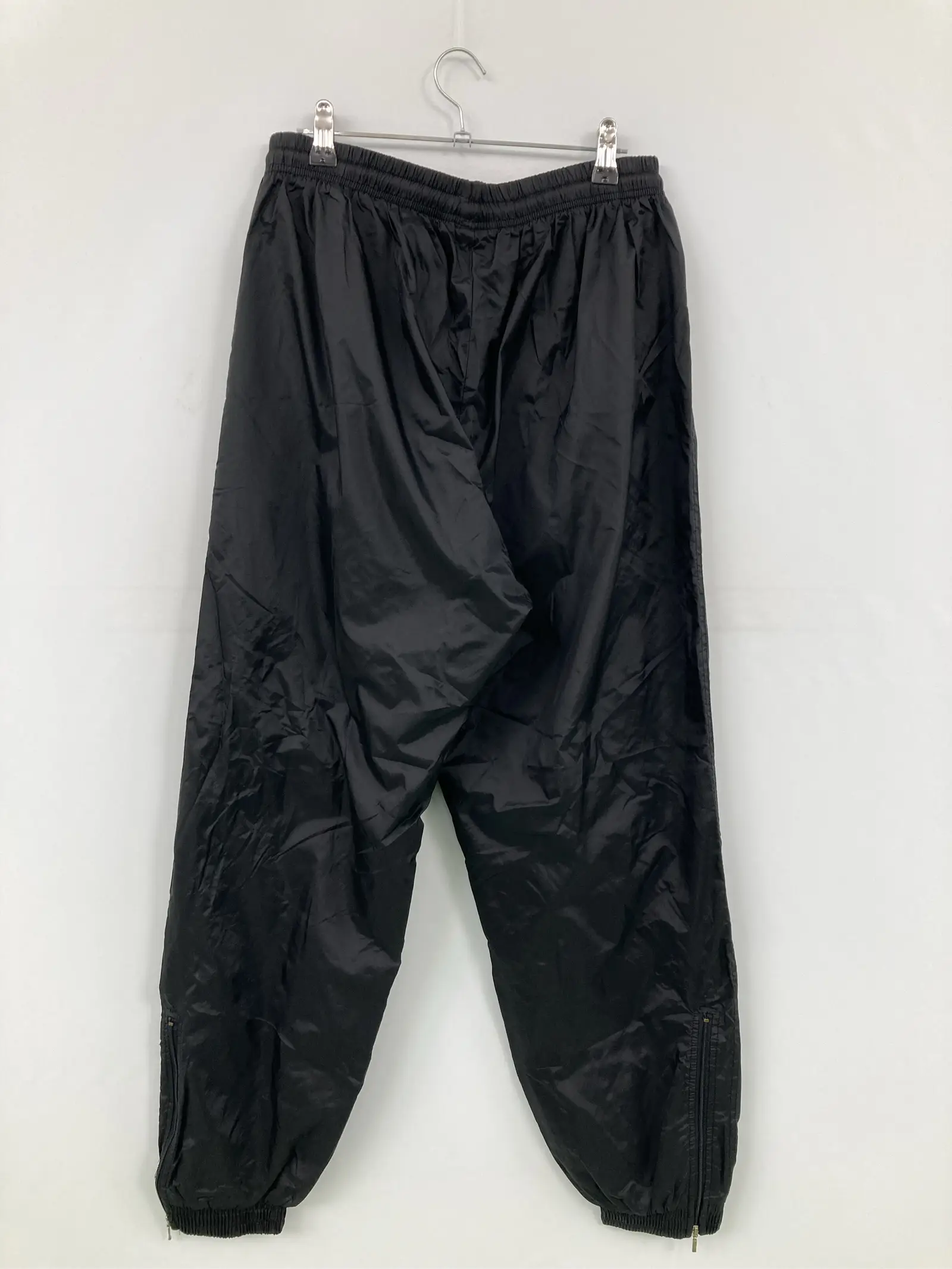 https://r2-worker.digdig.jp/product/c3c6a75e-9a92-4569-8359-10313878c48a/1a134a6f-7a0d-47df-8220-f8b0a51ee244