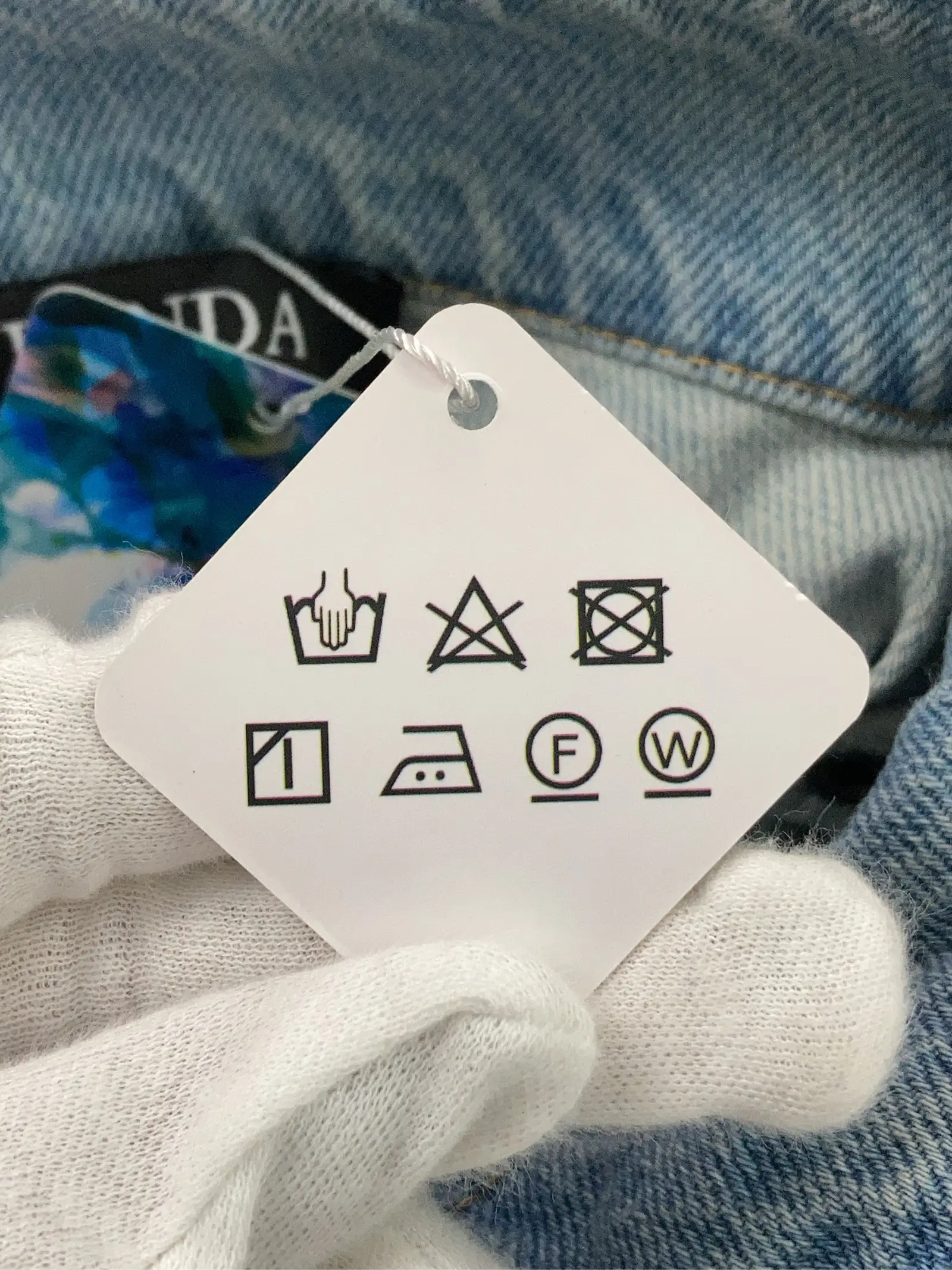 https://r2-worker.digdig.jp/product/c42d56e0-8024-47f0-9ea5-592f50256bf4/6d65813b-b5c9-4ee8-be2f-1e9f3c09daab