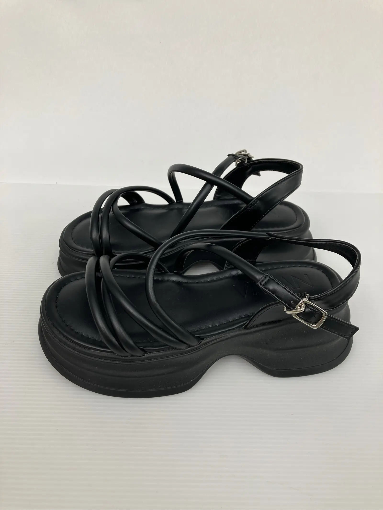 https://r2-worker.digdig.jp/product/c4eeb2be-8dc2-440e-9f43-0d8de416f485/95ded32a-f415-4b09-990f-a7d38853b697