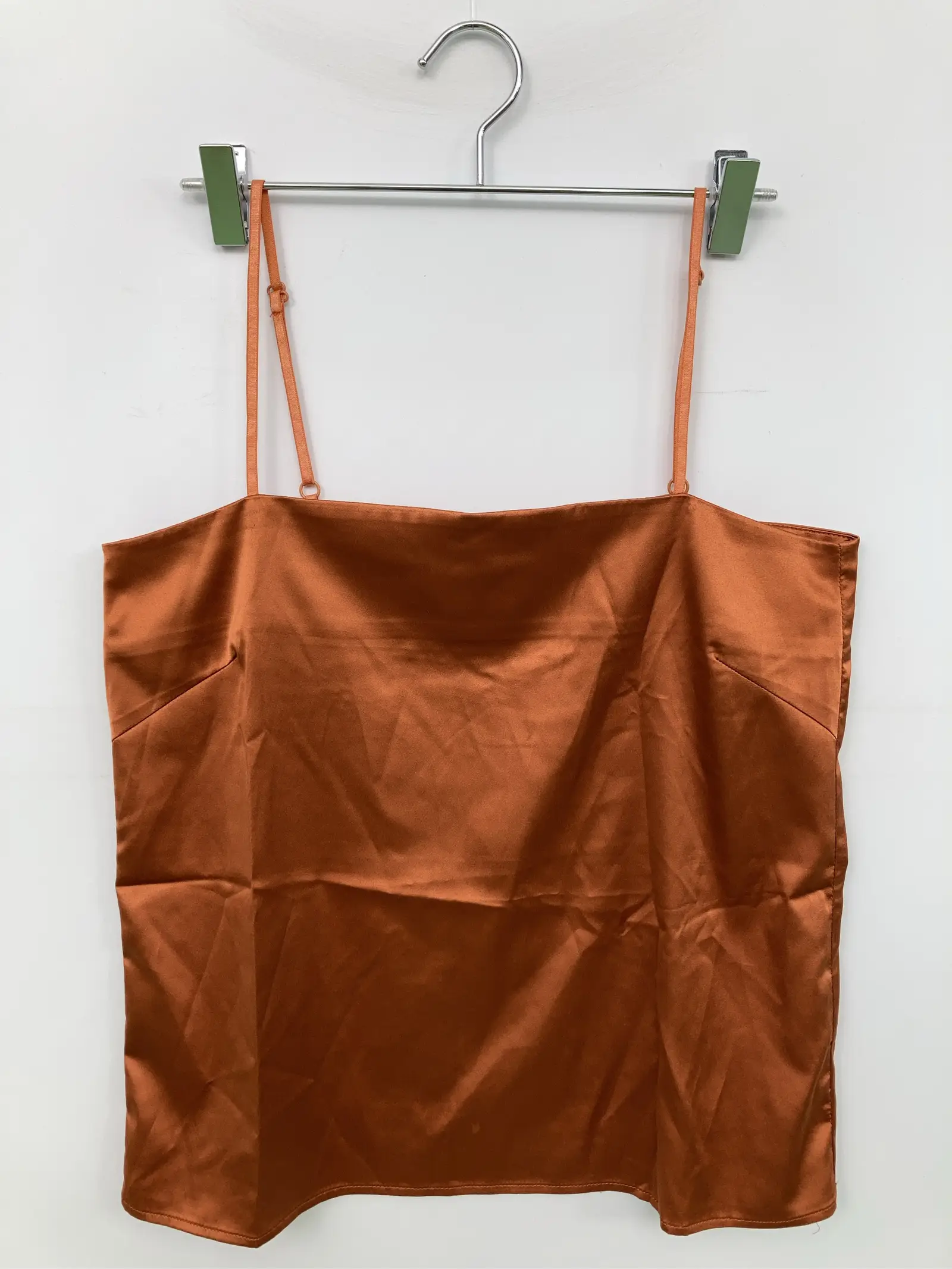 https://r2-worker.digdig.jp/product/c533889c-48d9-4e40-9339-30896bd731a3/3a26d688-7b16-4078-b5ce-18edf6e2e9be