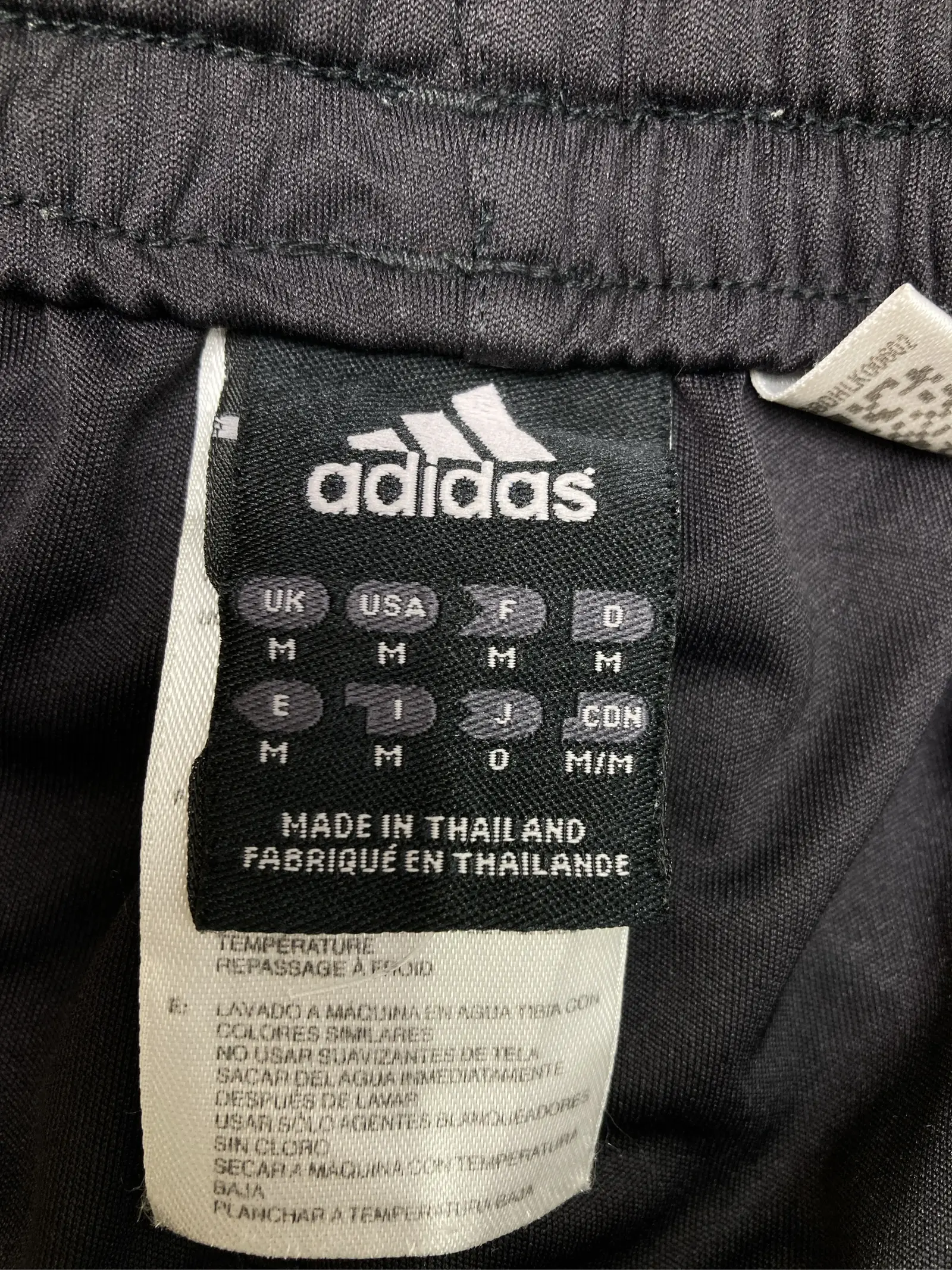 https://r2-worker.digdig.jp/product/c54ef6ac-c27f-445b-ab18-07e16f721ba9/8fde7d27-3ecb-4338-985b-8e131026432f