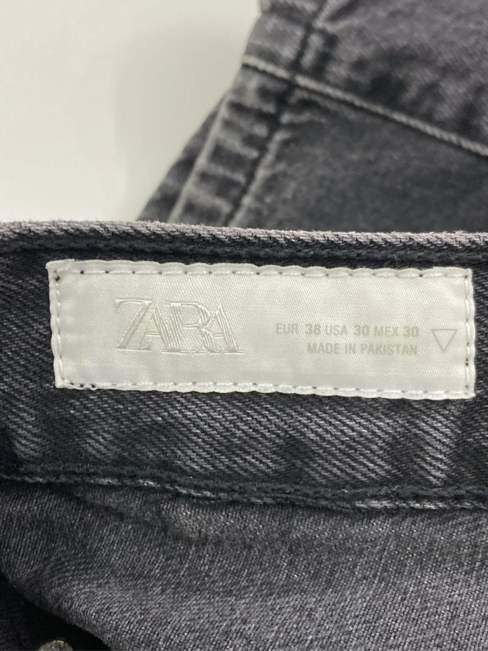 https://r2-worker.digdig.jp/product/c5659beb-e4c2-49a1-af7a-d6a4f3c4a5f6/5922eca4-8147-4df5-9fb8-e39fab56e2df