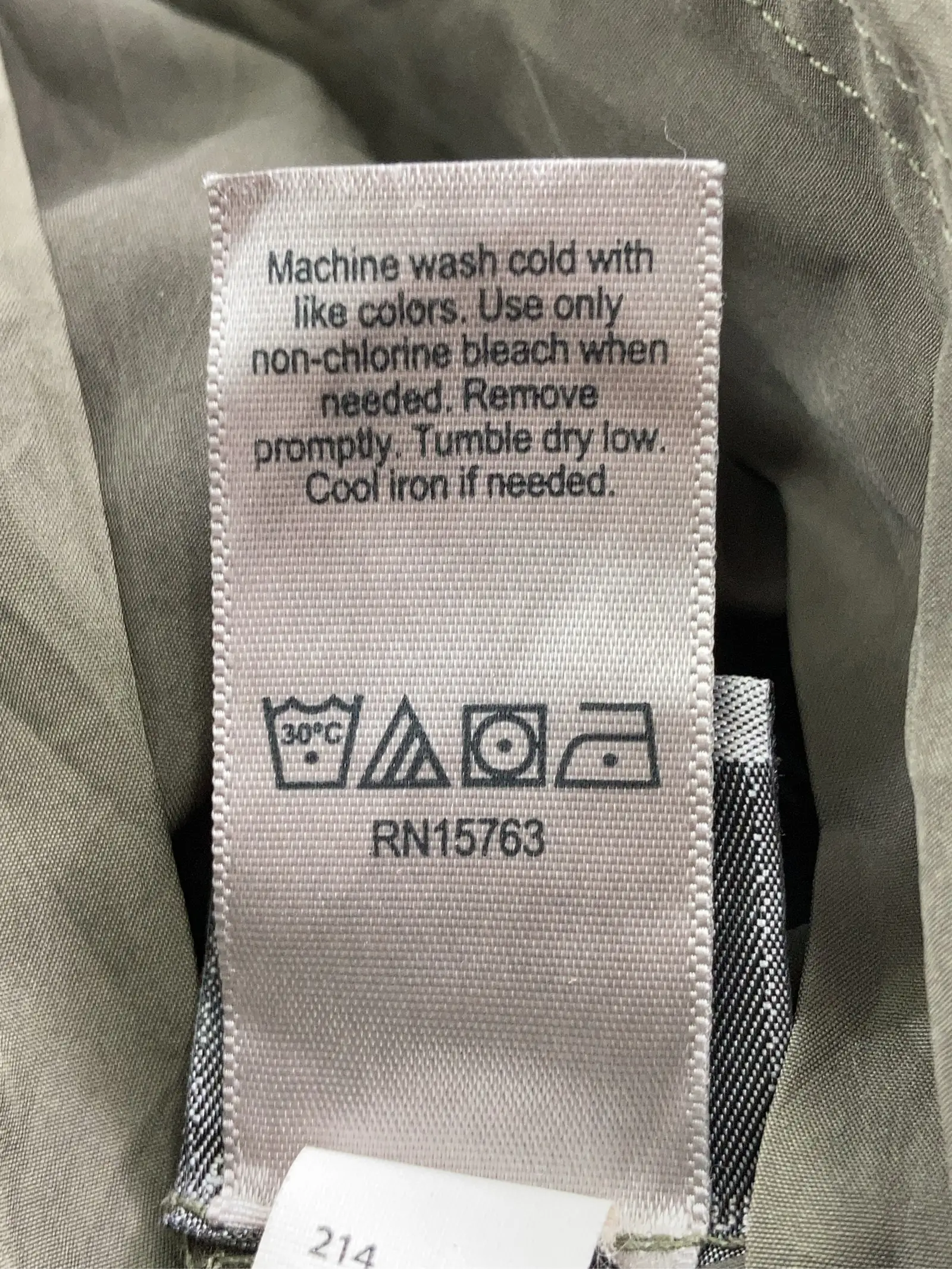 https://r2-worker.digdig.jp/product/c6212c46-7b22-4441-9031-f9301f348331/dfe5631b-c6ea-4276-a3b3-b0b790ddbf3f