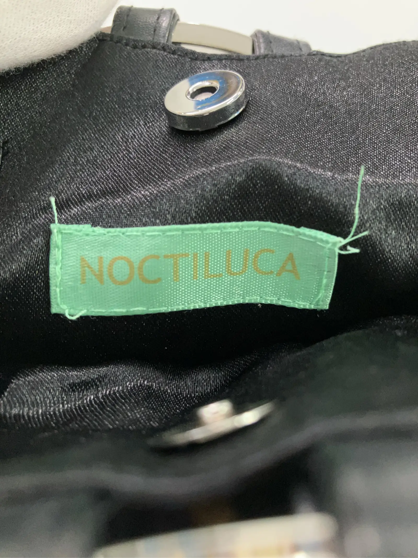 https://r2-worker.digdig.jp/product/c677fca1-e596-46db-addf-d46cda1d76ec/e35db72f-c766-4d66-90c7-b4f28a756c9b