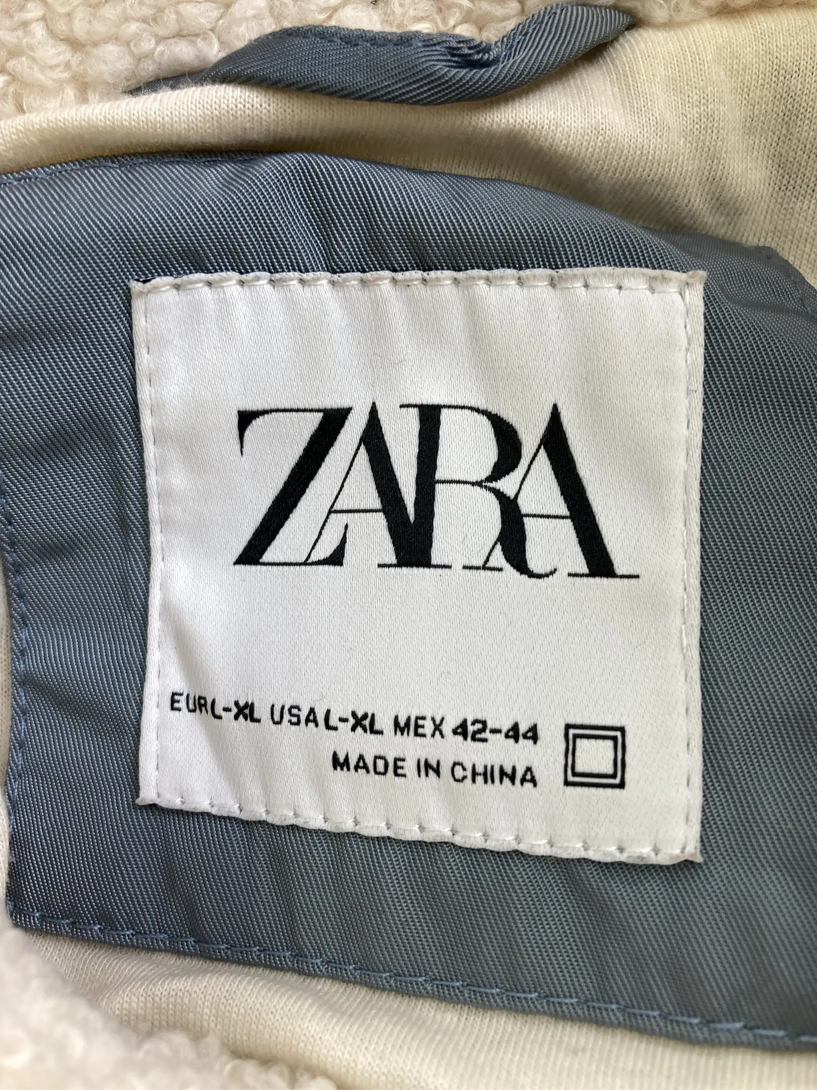 https://r2-worker.digdig.jp/product/c67d2bca-be99-4943-8beb-03bfa3a71bee/2a954bb9-d7d2-4d64-91d2-0ae3034be648
