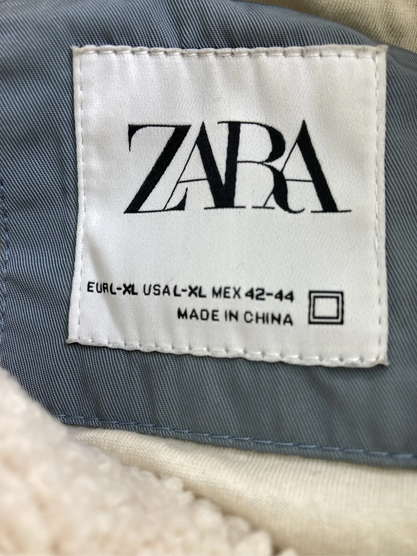 https://r2-worker.digdig.jp/product/c67d2bca-be99-4943-8beb-03bfa3a71bee/9243b09f-57d4-4ac1-b708-40f413370dbf